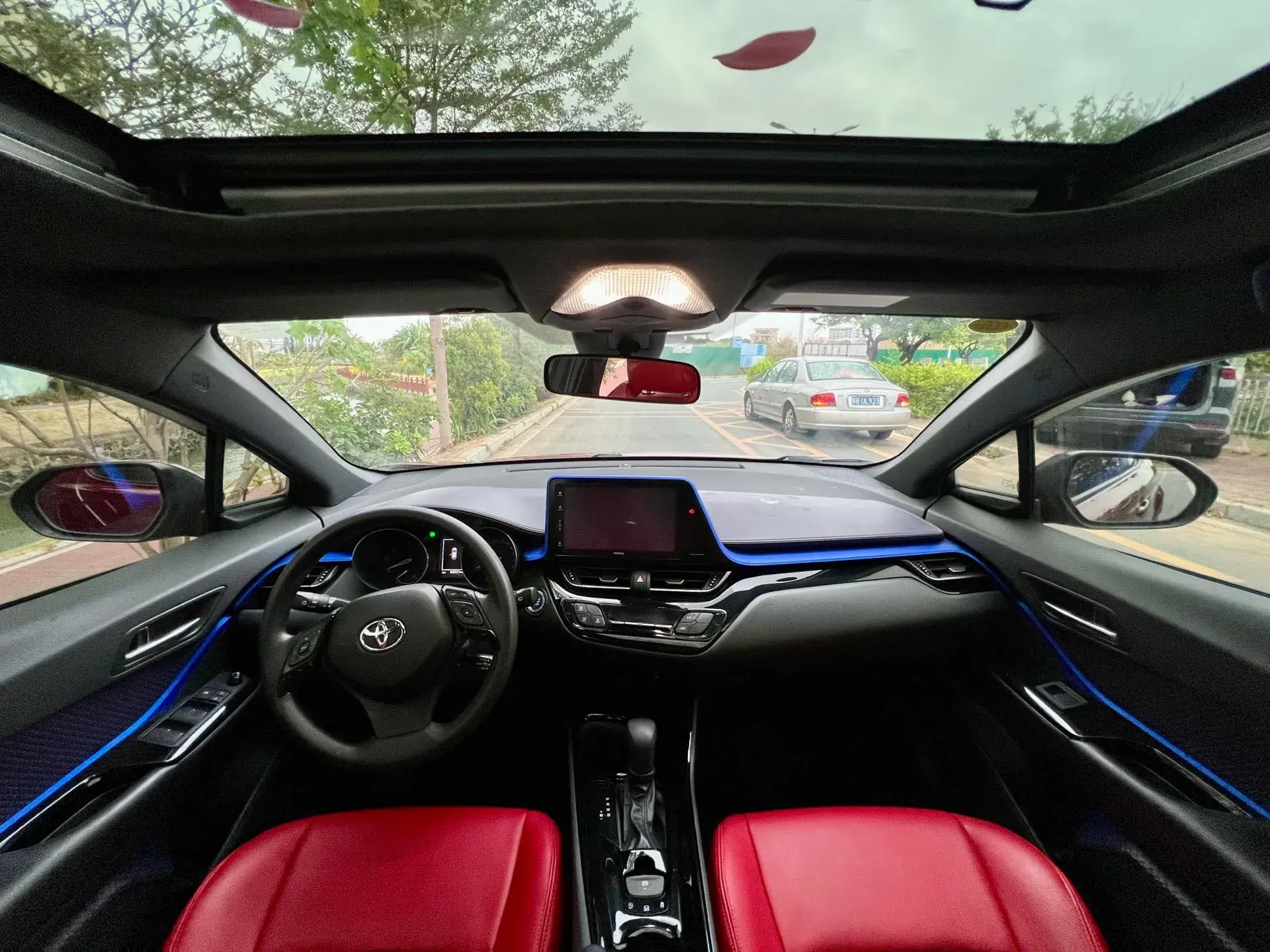 2020 TOYOTA IZOA thumbnail 4