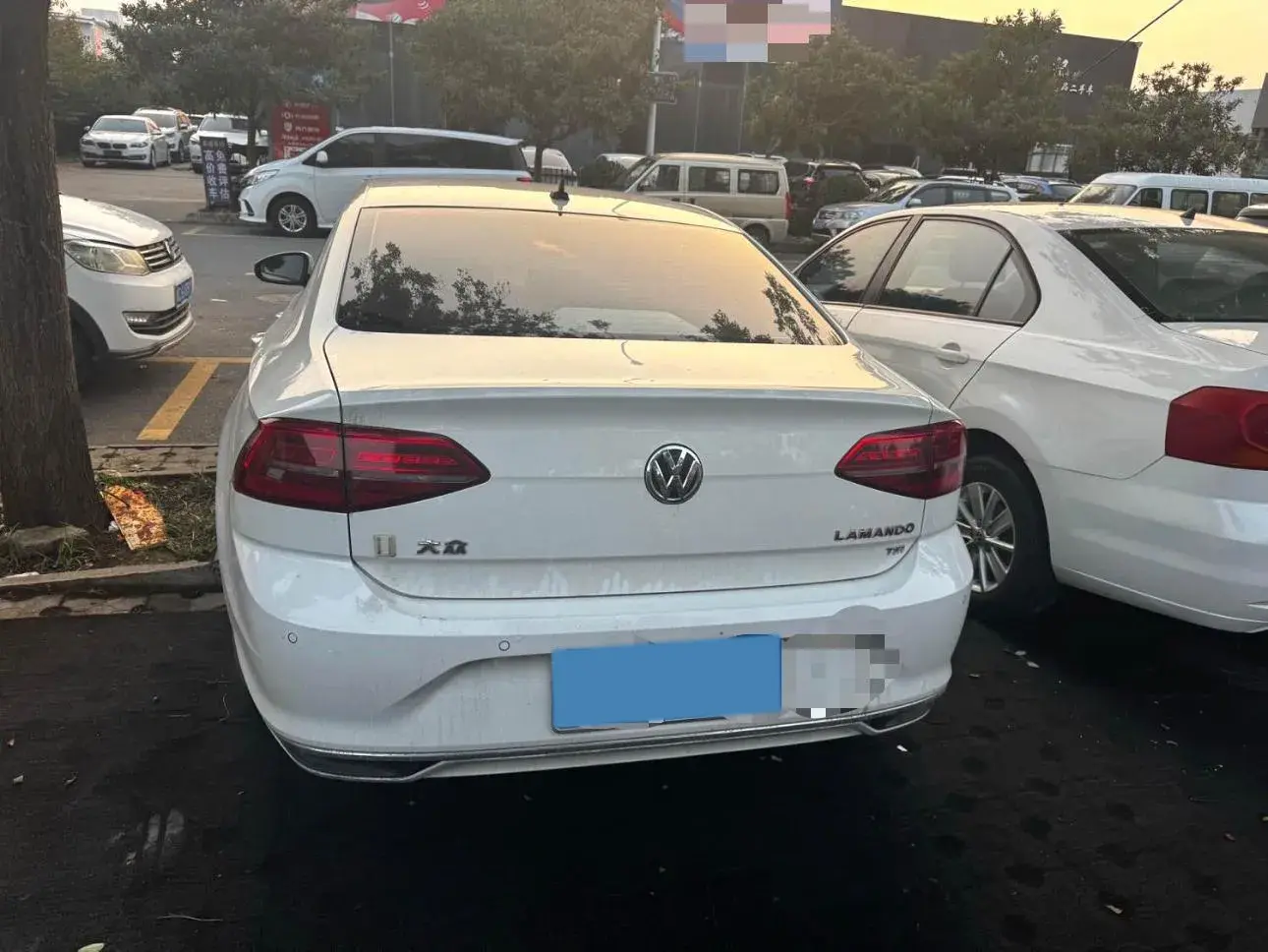 2019 VOLKSWAGEN LAMANDO thumbnail 4