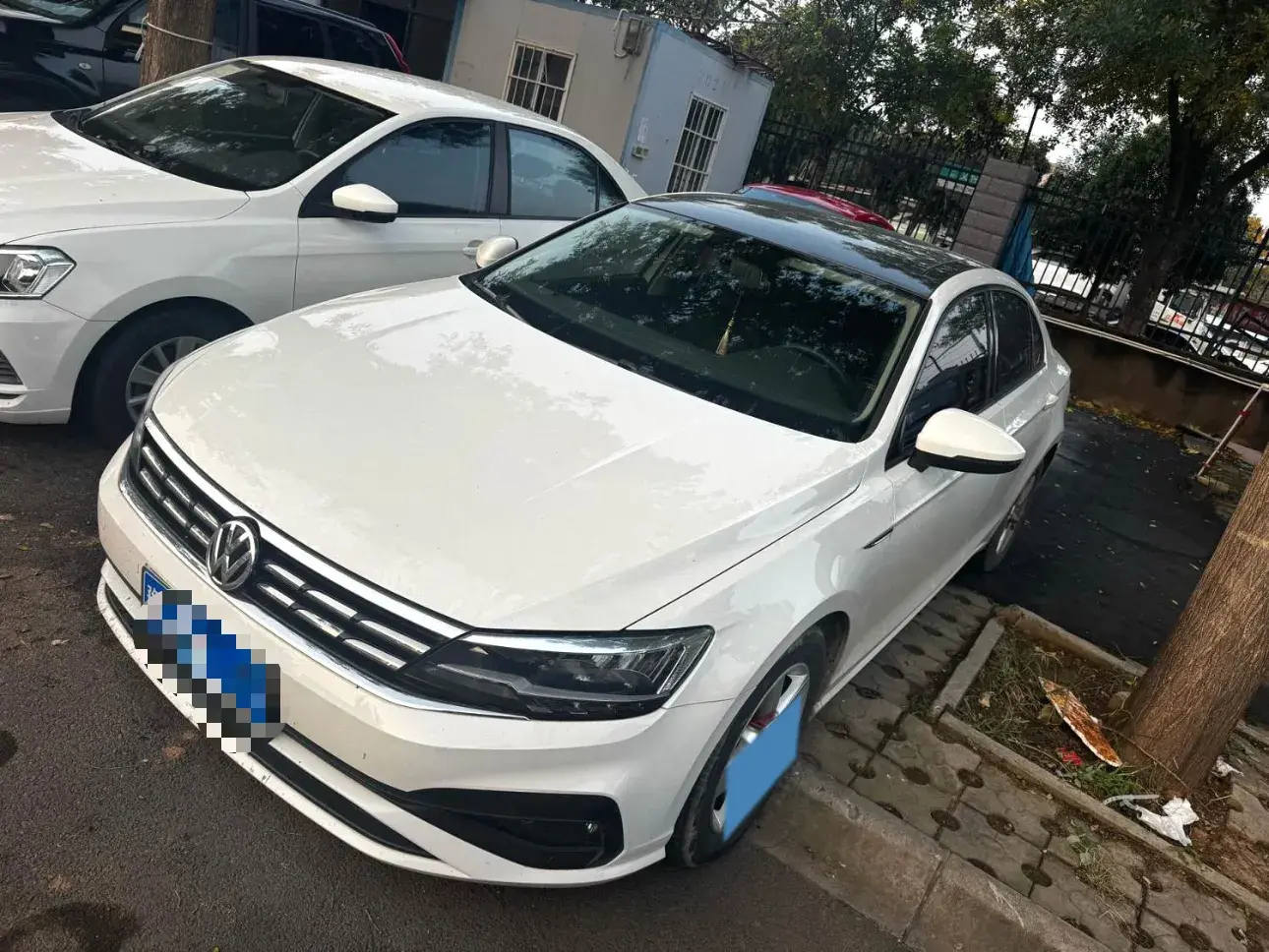 2019 VOLKSWAGEN LAMANDO view 1