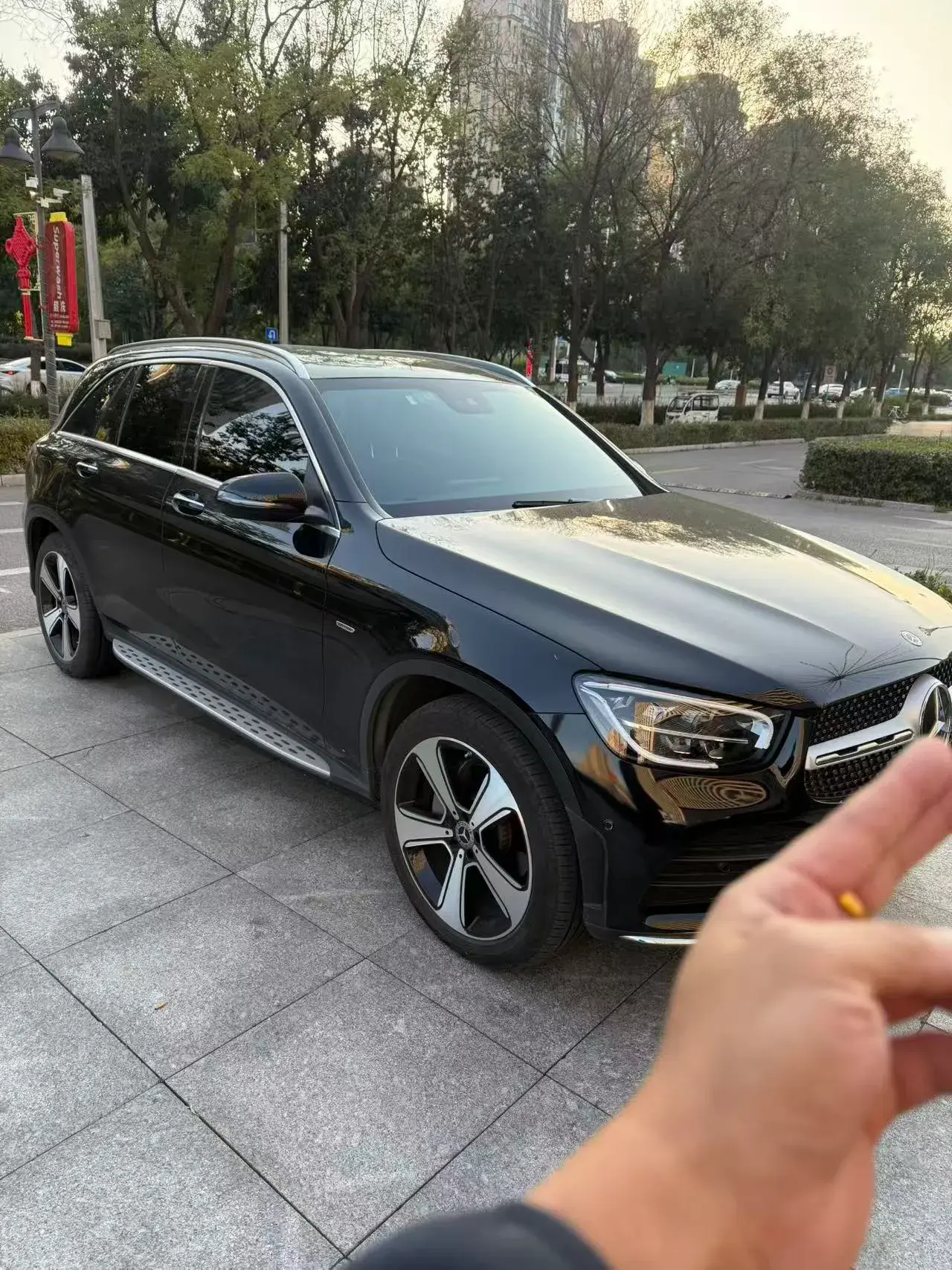 2022 MERCEDES-BENZ GLC thumbnail 2