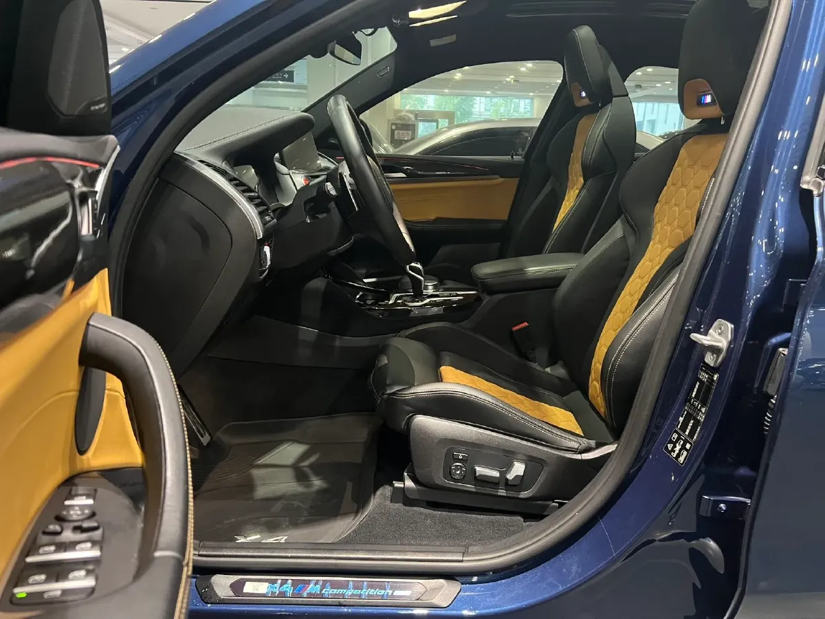 2021 BMW X4 M 3.0T 510HP L6 8AT,autocango,china used car exporter,china ev exporter,chinese used car exporter,chinese used ev exporter