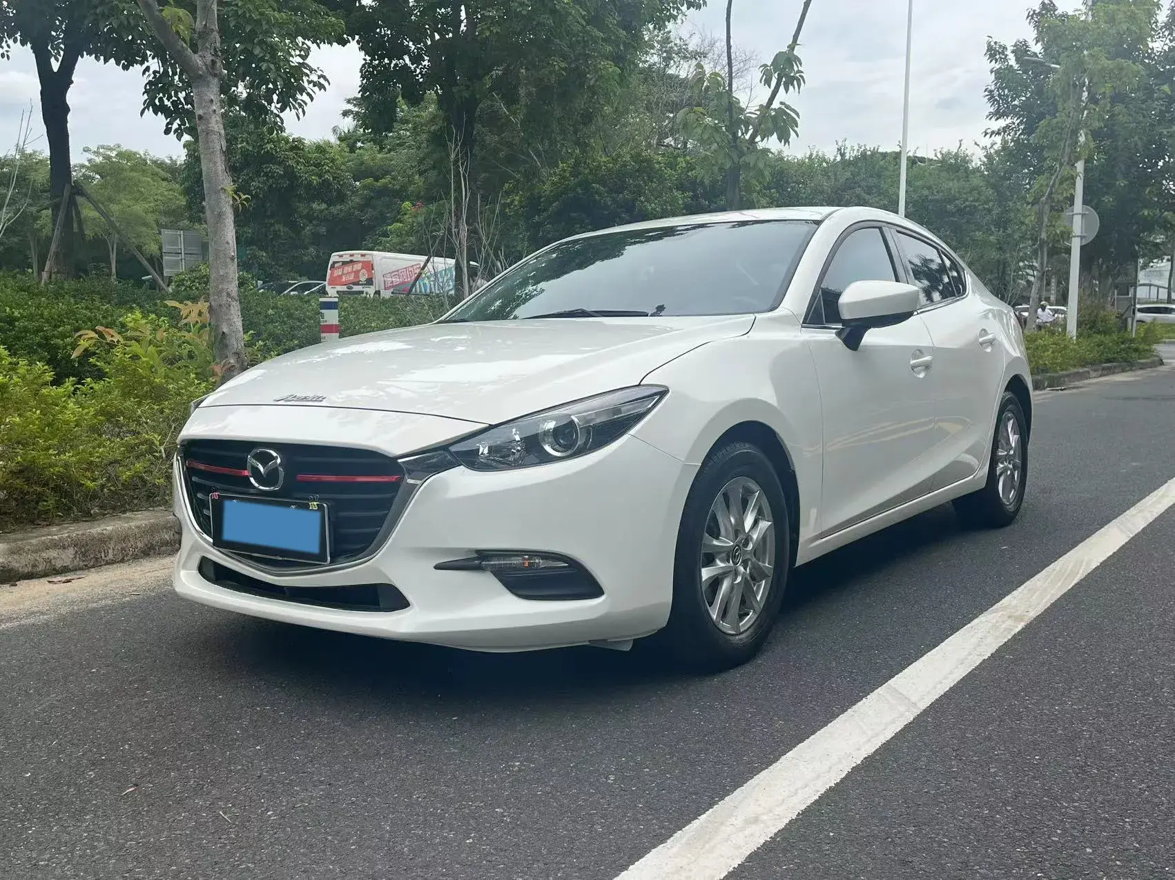 2019 MAZDA 3 view 1