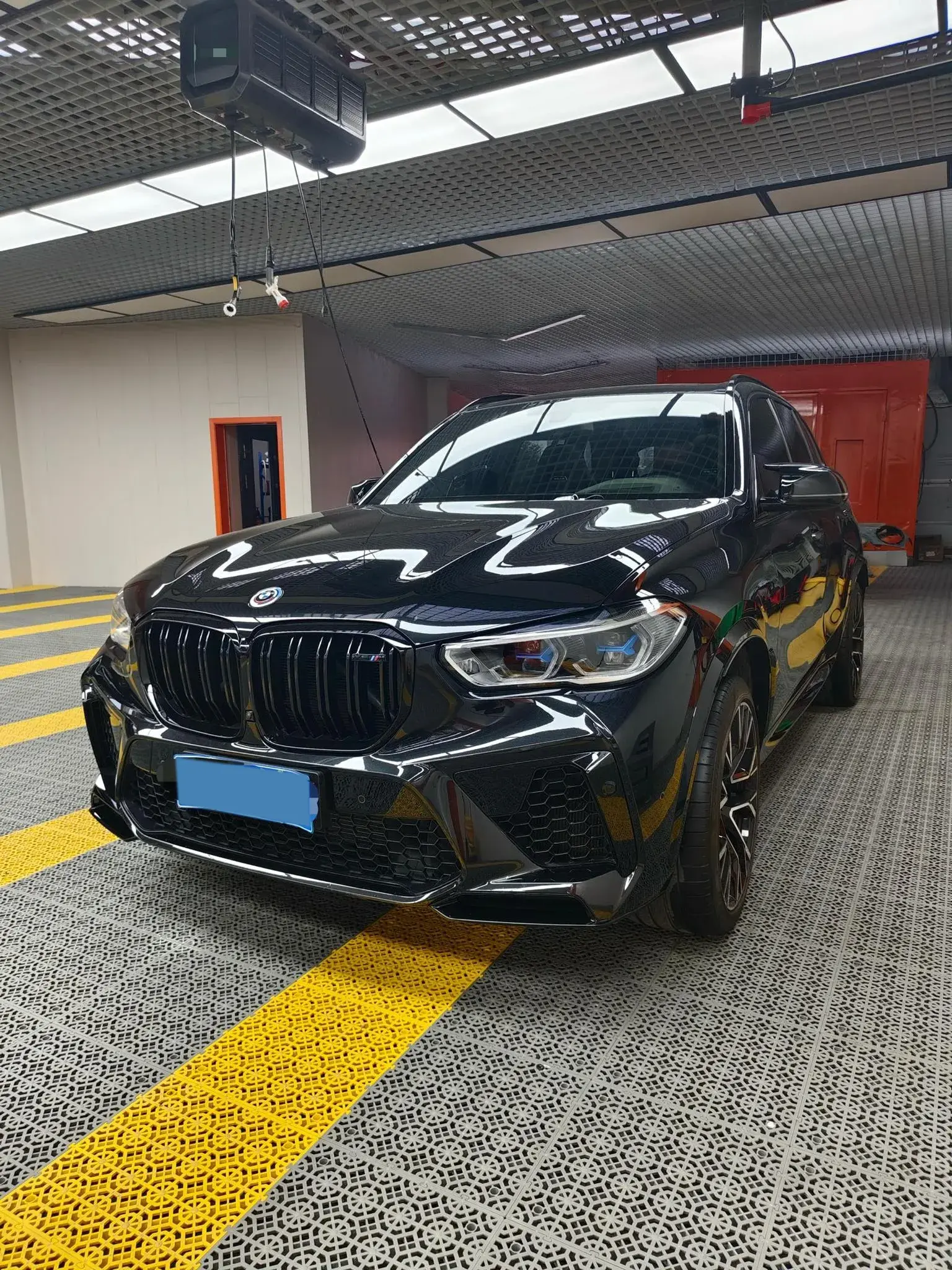 2022 BMW X5 view 1