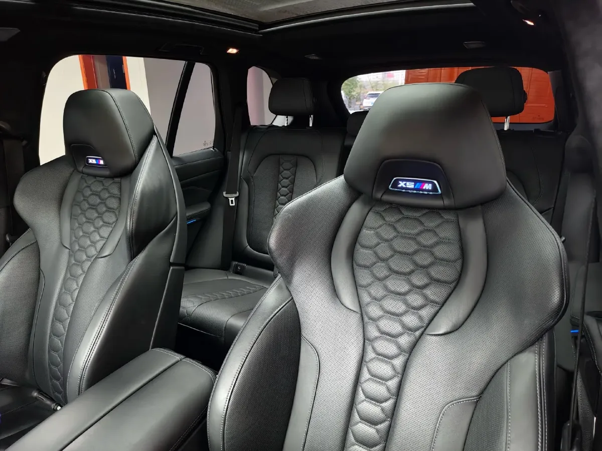 2022 BMW X5 M 4.4T 600HP V8 8AT,autocango,china used car exporter,china ev exporter,chinese used car exporter,chinese used ev exporter