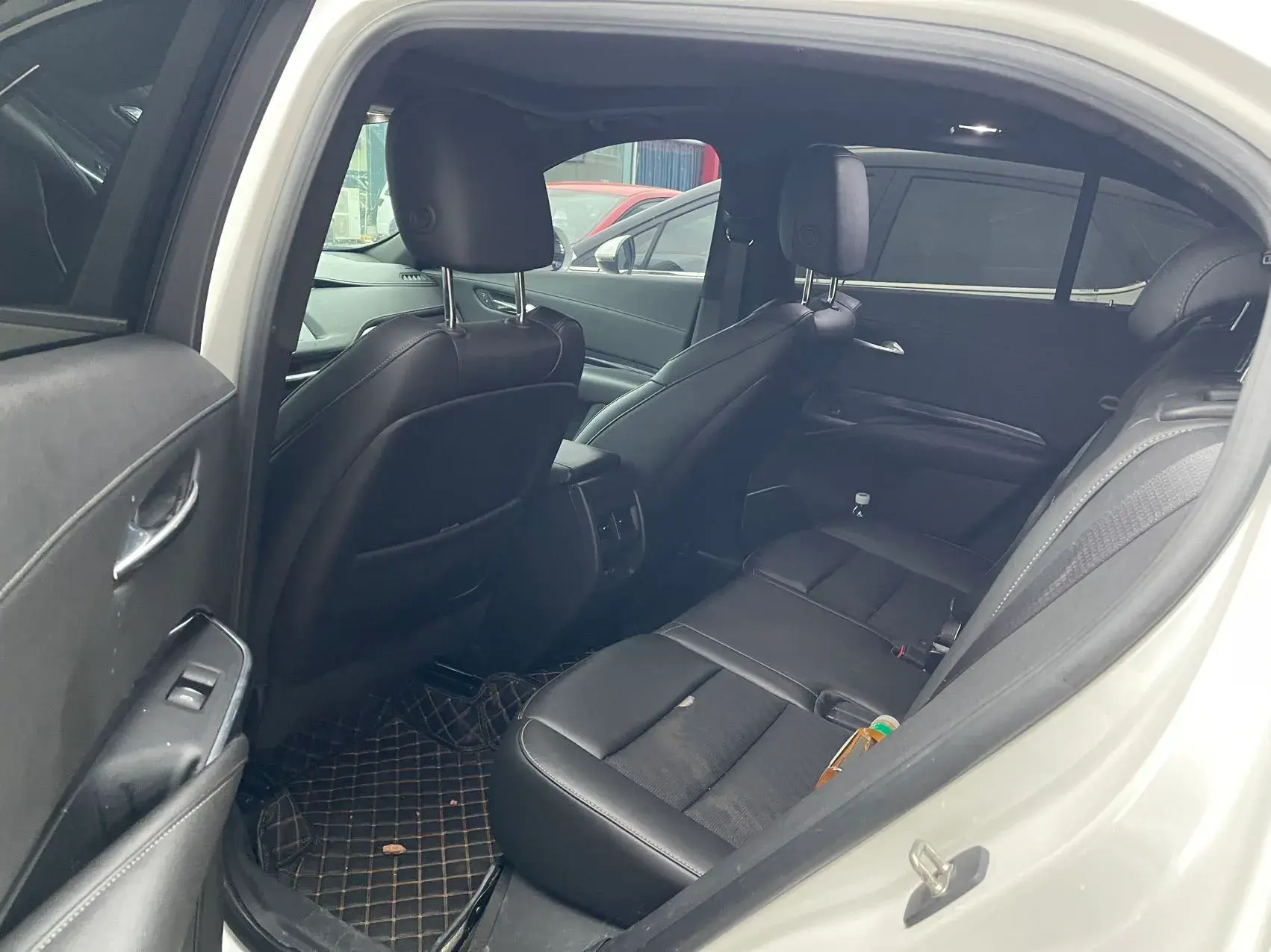 2020 CADILLAC XT4 thumbnail 4