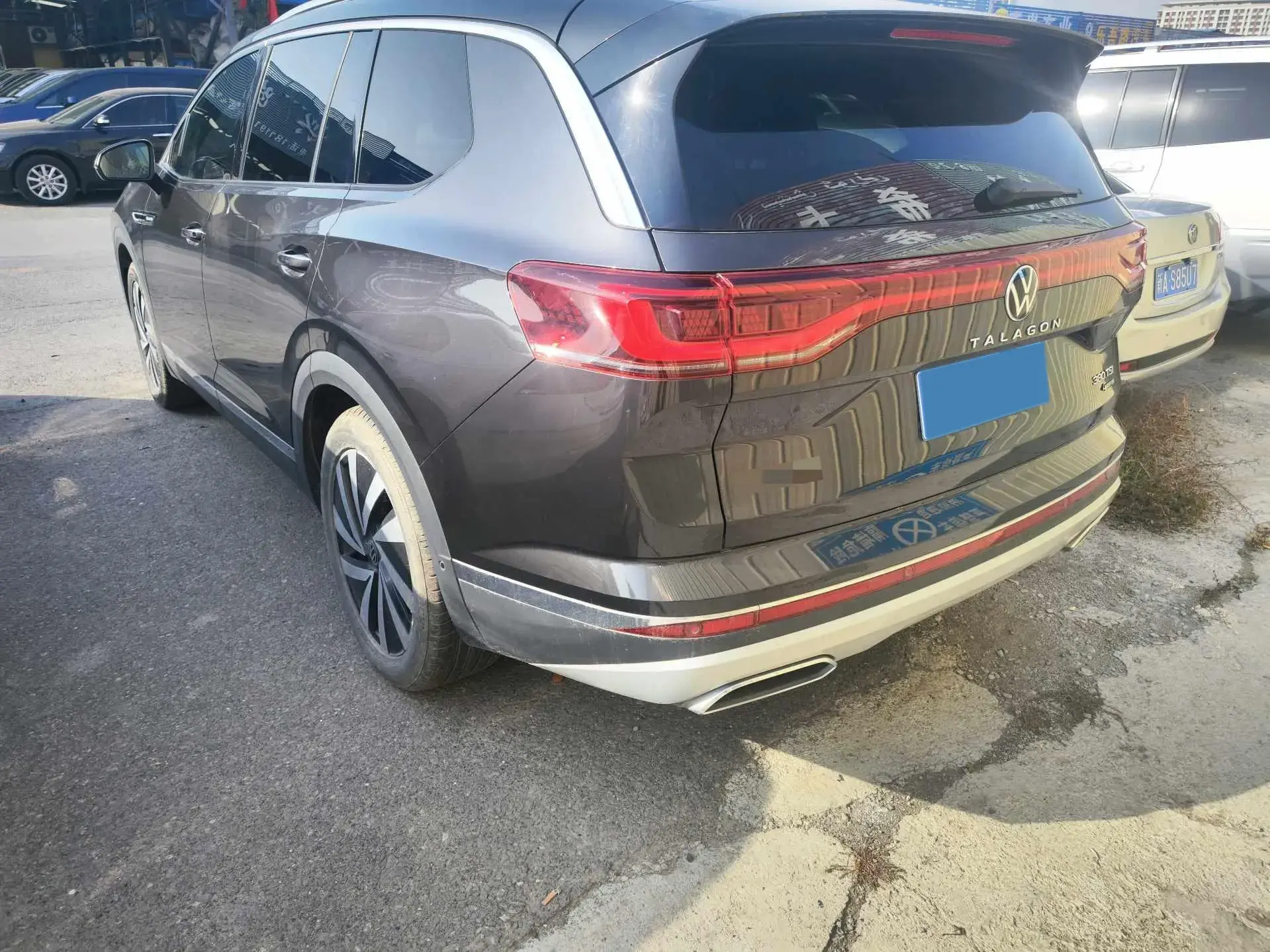 2021 VOLKSWAGEN TALAGON thumbnail 4