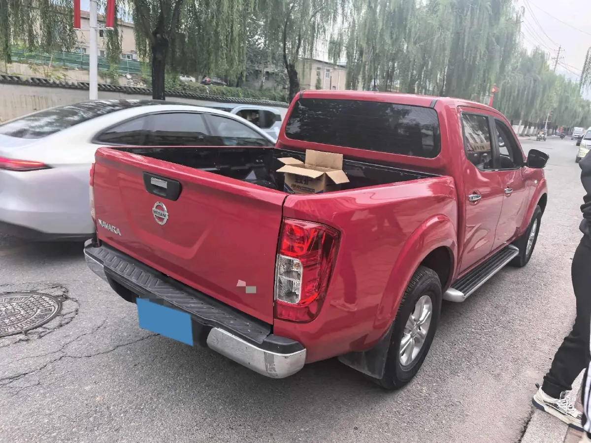 2017 Nissan Navara 2.5L 184HP L4 7AT,autocango,china used car exporter,china ev exporter,chinese used car exporter,chinese used ev exporter