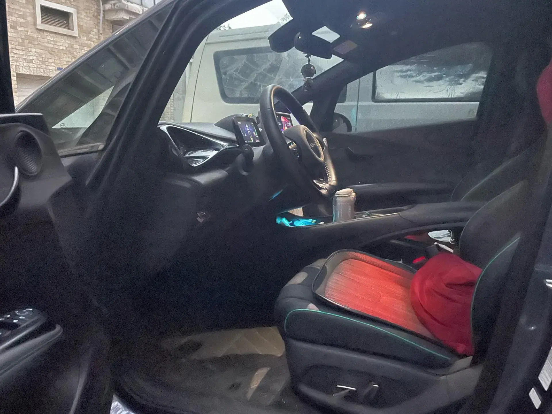 2024 BYD DOLPHIN thumbnail 4