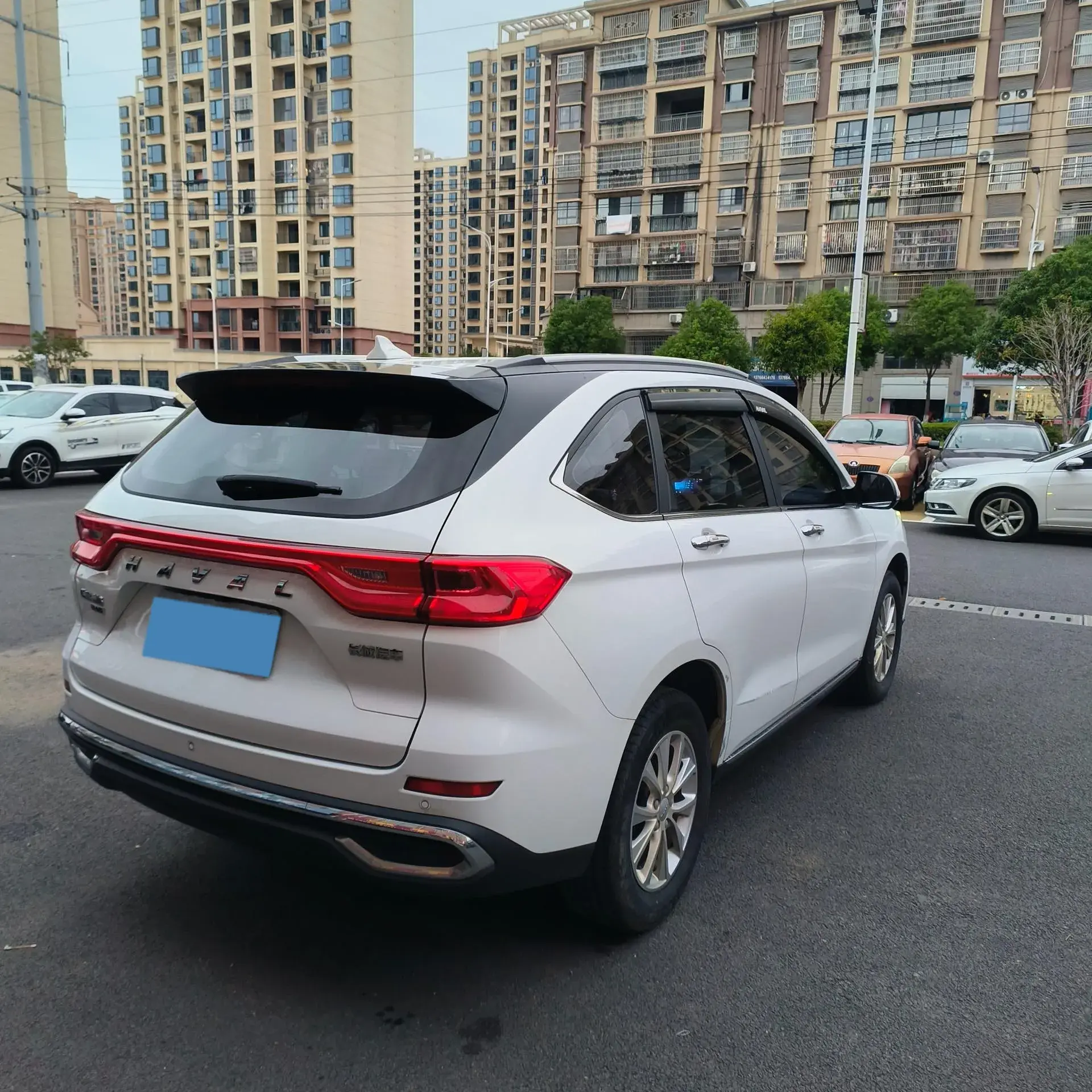 2021 HAVAL M6 thumbnail 4