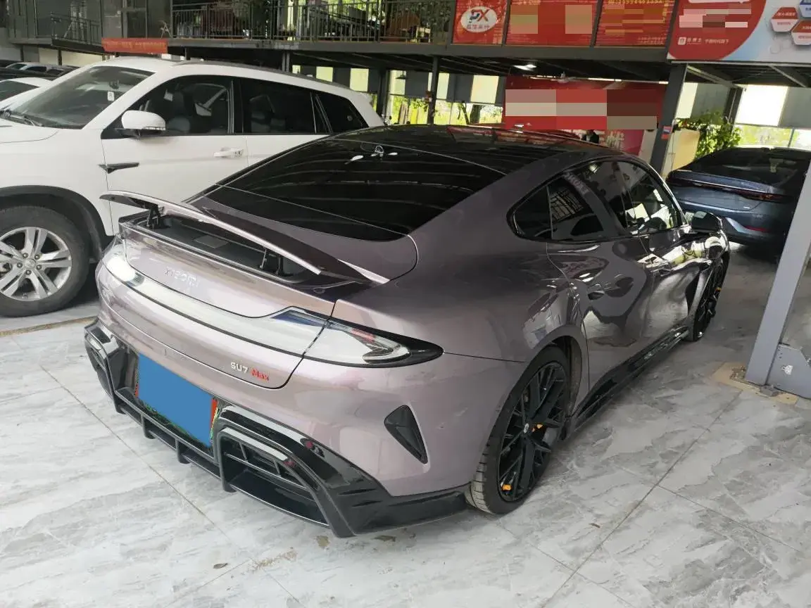 2024 MI SU7 thumbnail 2