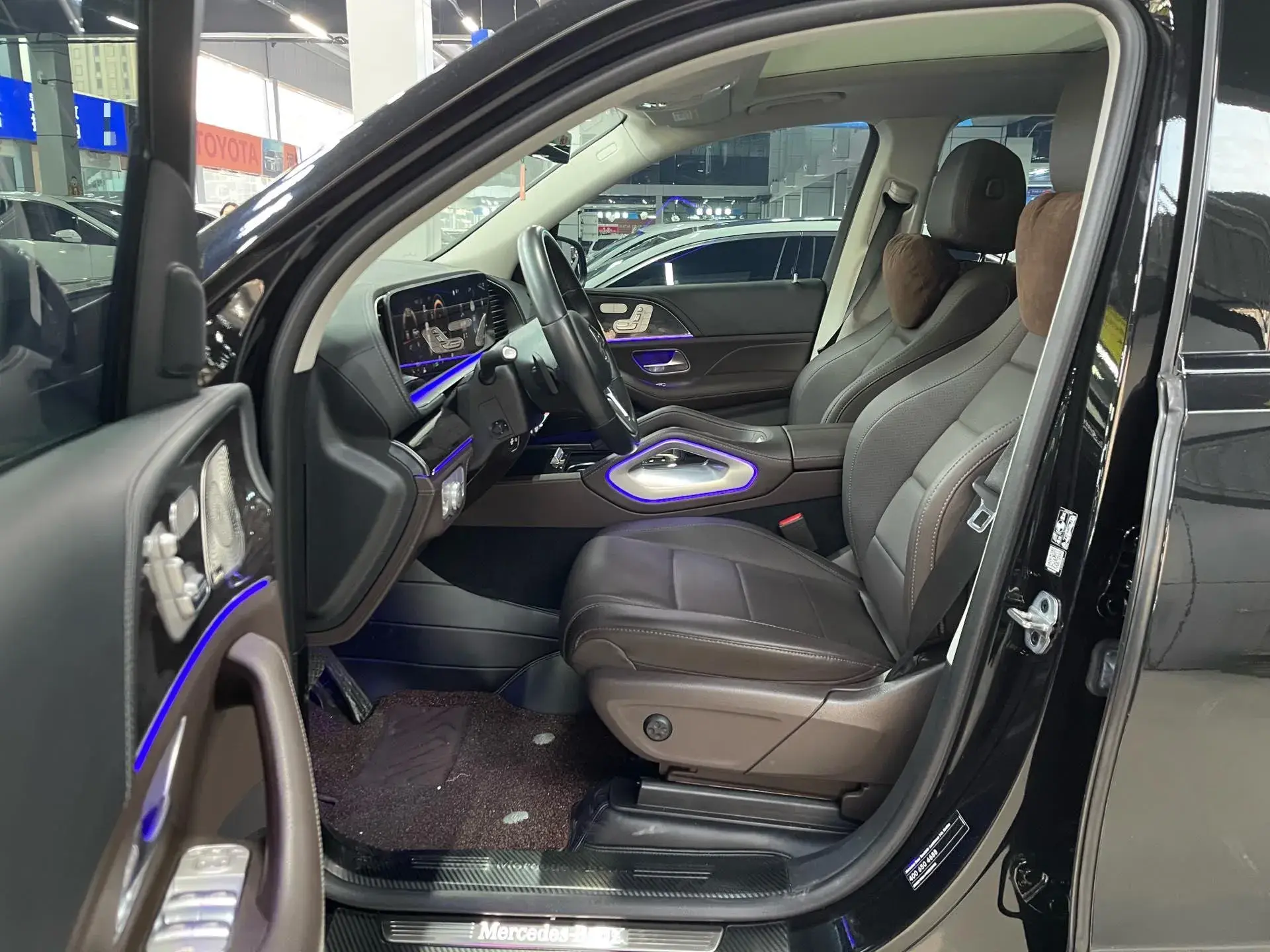 2021 MERCEDES-BENZ GLS thumbnail 4