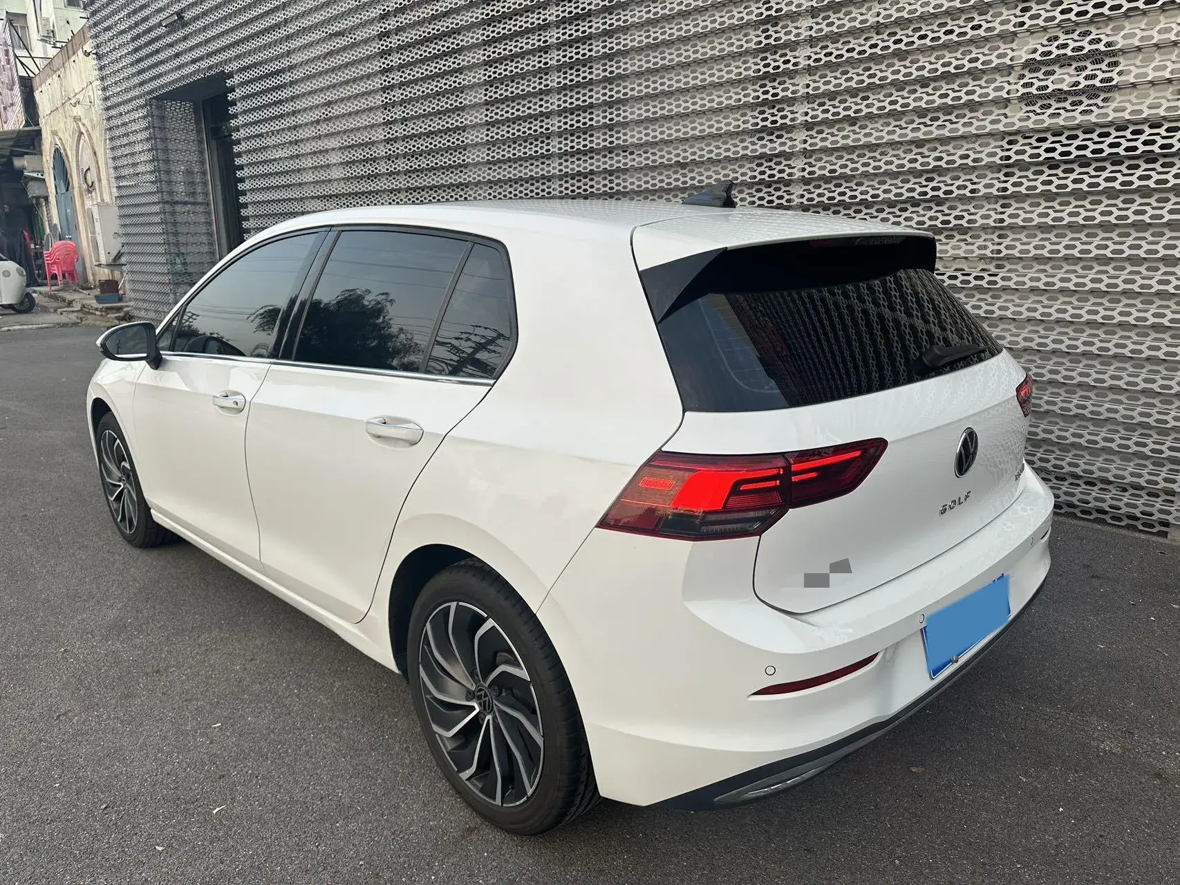 2021 VOLKSWAGEN GOLF thumbnail 3