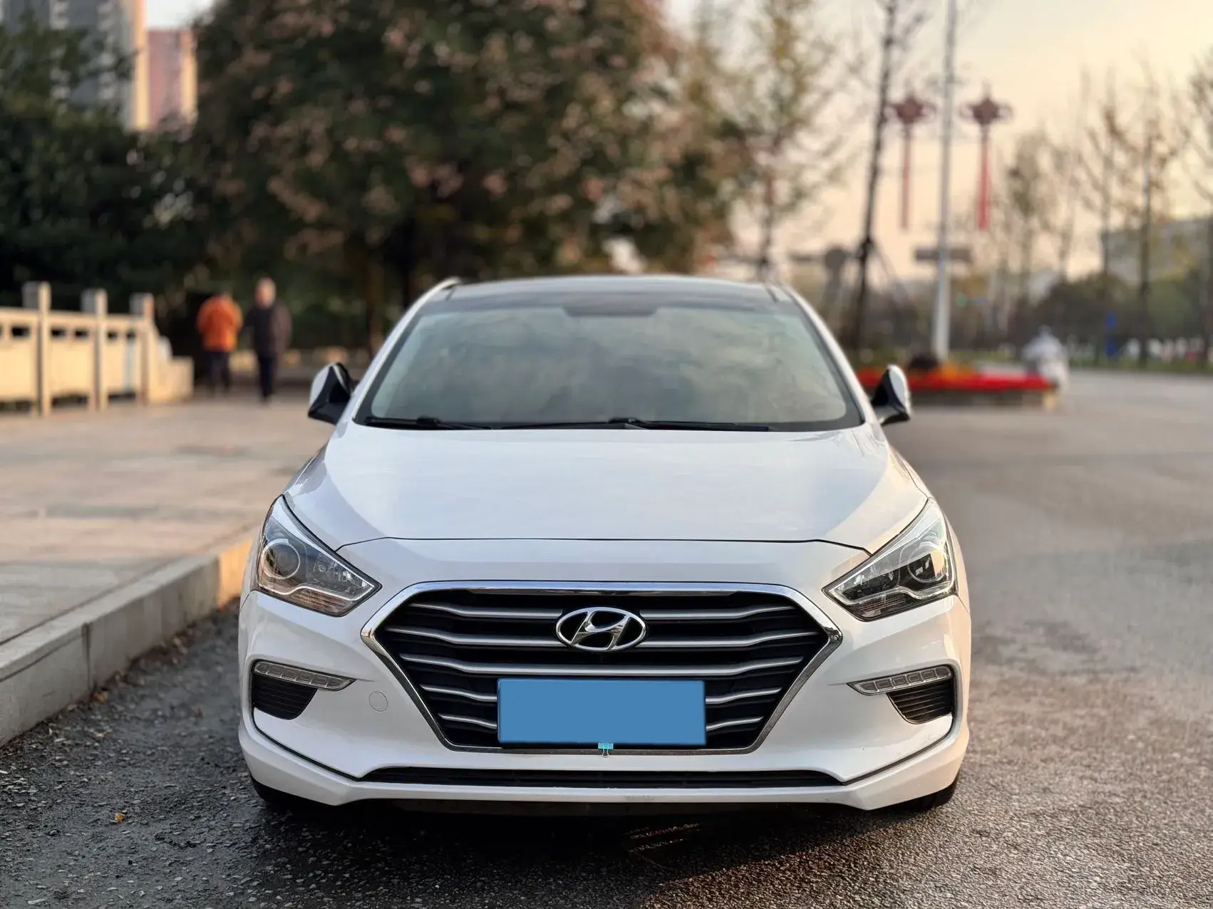 2019 HYUNDAI MISTRA thumbnail 2
