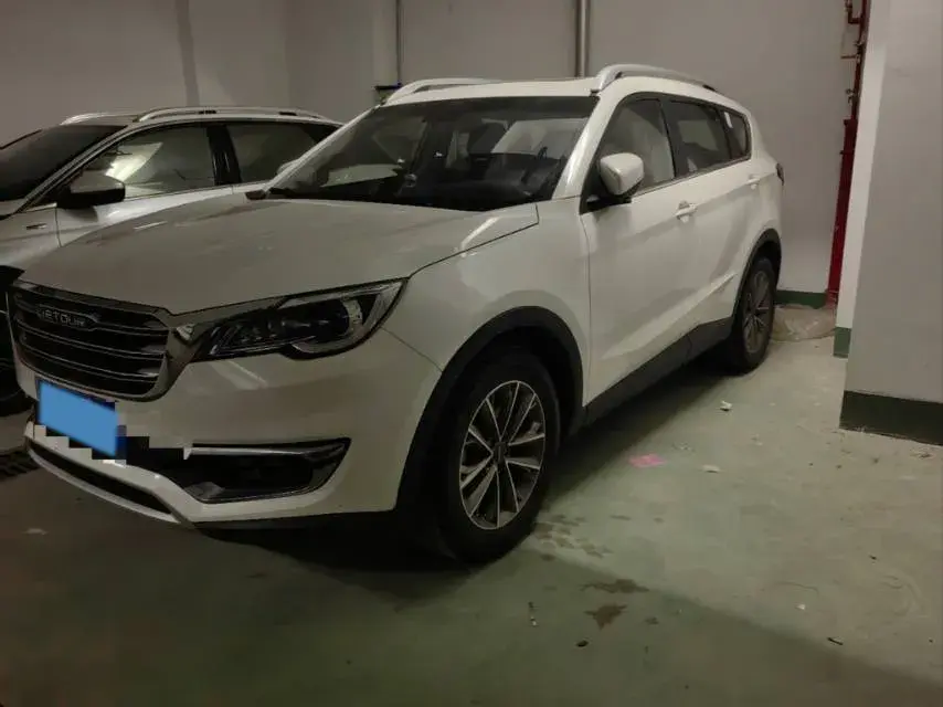 2018 JETOUR X70 view 1