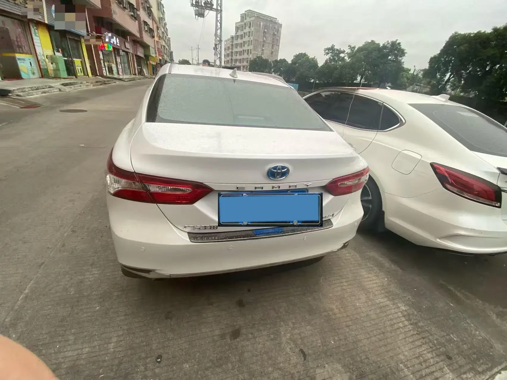 2021 TOYOTA CAMRY thumbnail 3