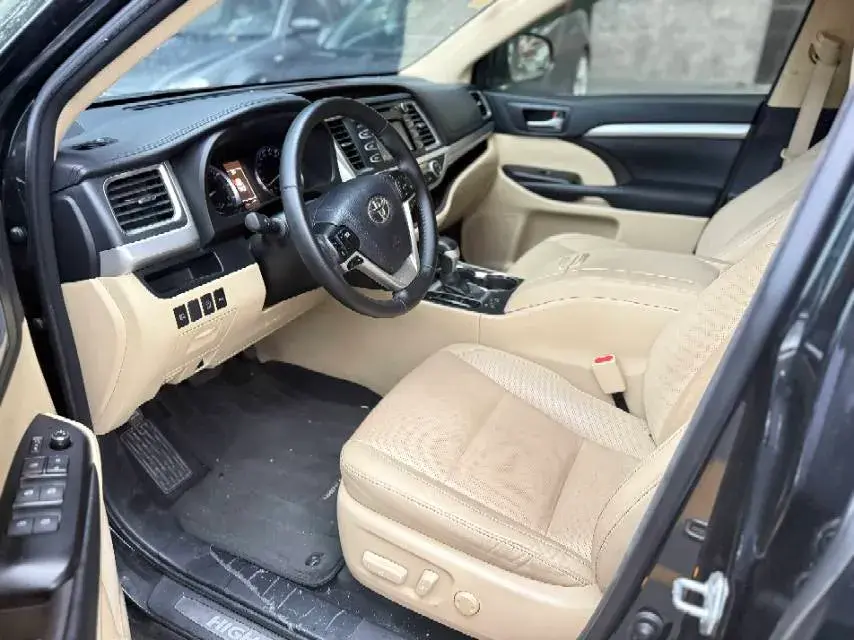 2018 TOYOTA HIGHLANDER thumbnail 2