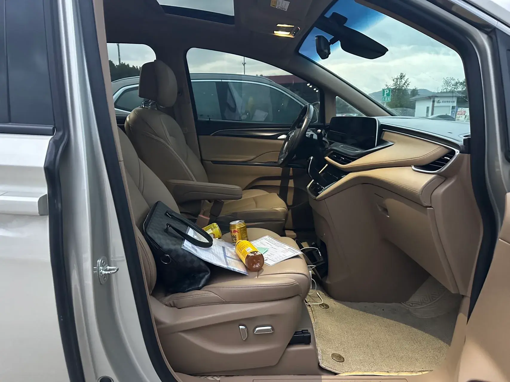 2021 BUICK GL8 thumbnail 4