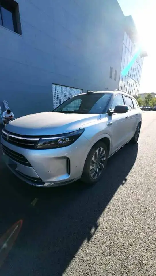 2024 AITO AITO view 1