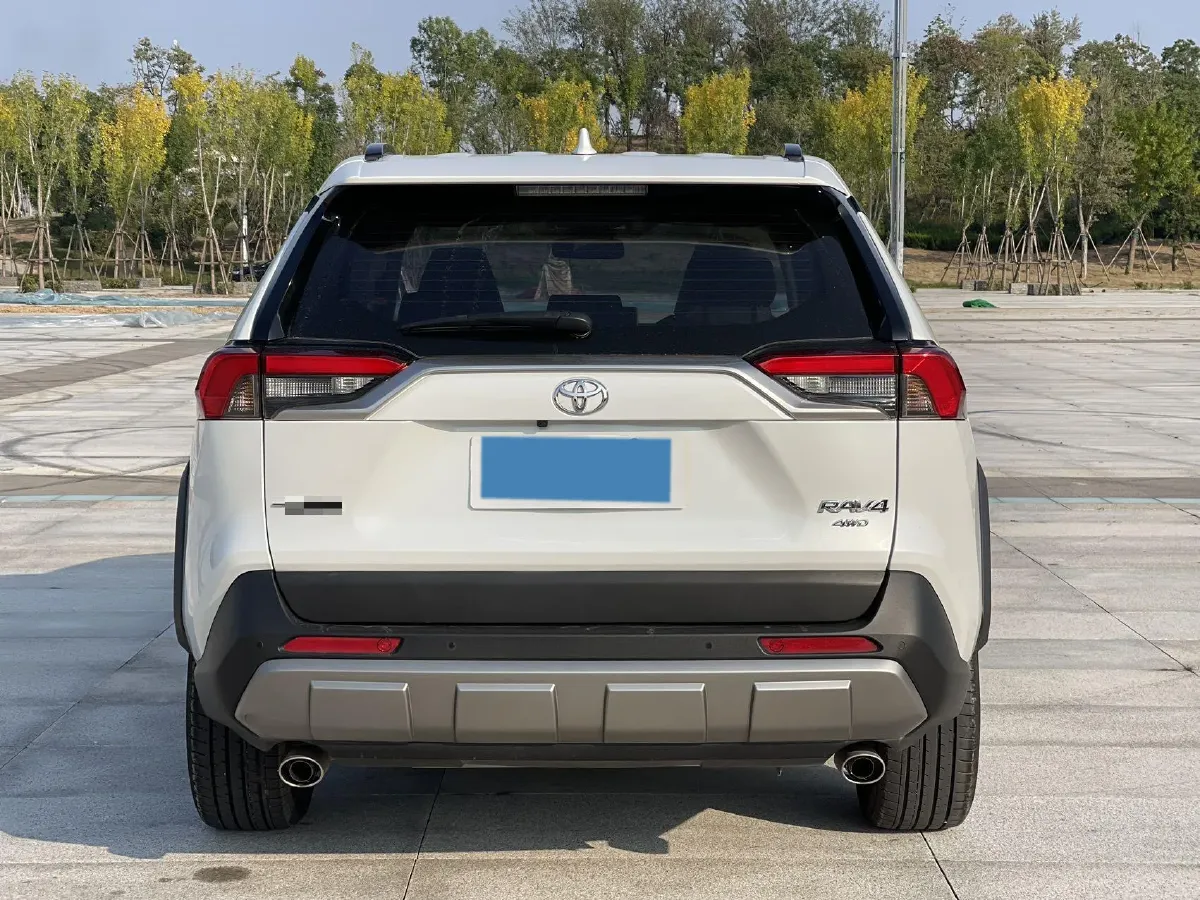 2022 Toyota RAV4 2.0L 171HP L4 CVT,autocango,china used car exporter,china ev exporter,chinese used car exporter,chinese used ev exporter