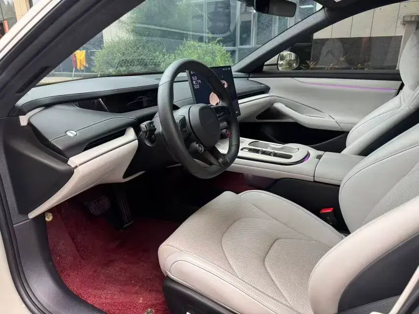 2024 MI SU7 thumbnail 3