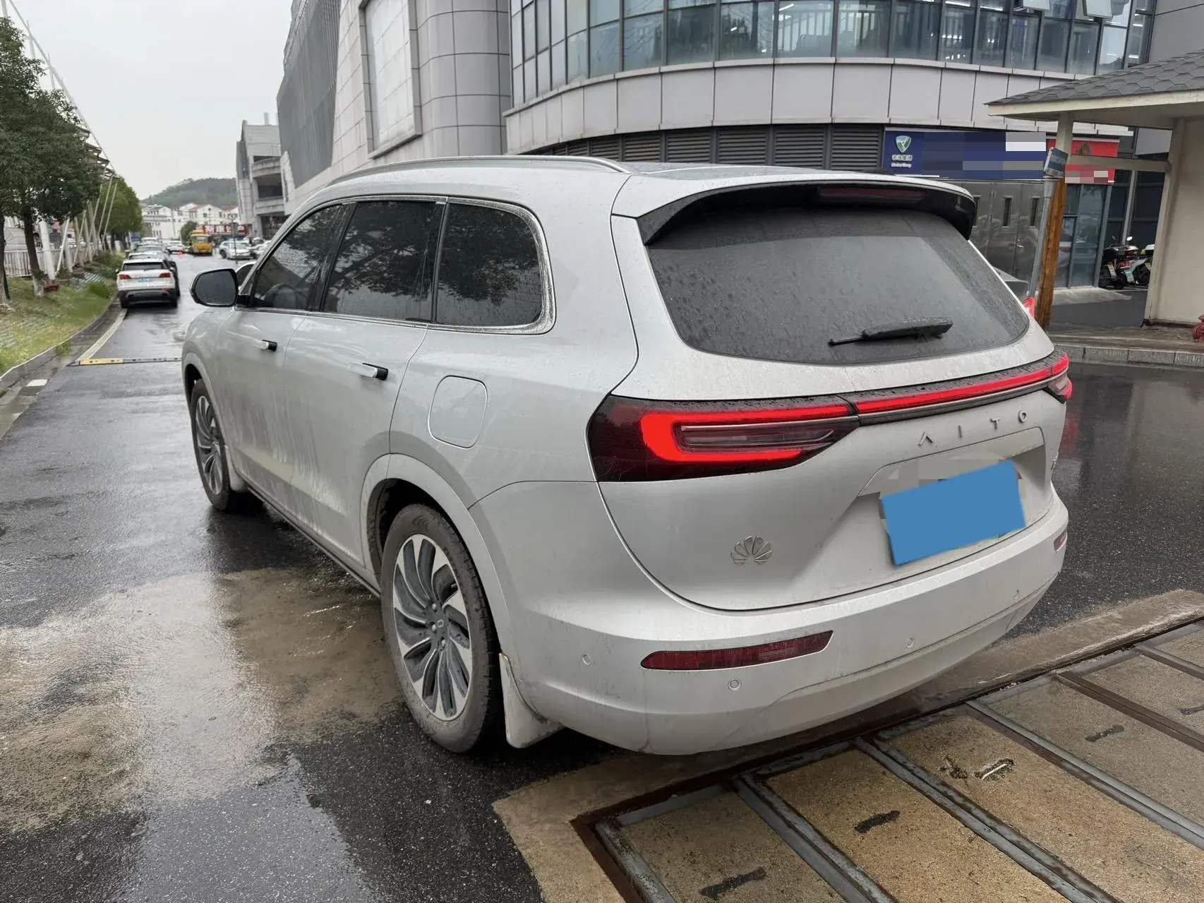 2024 AITO AITO thumbnail 3