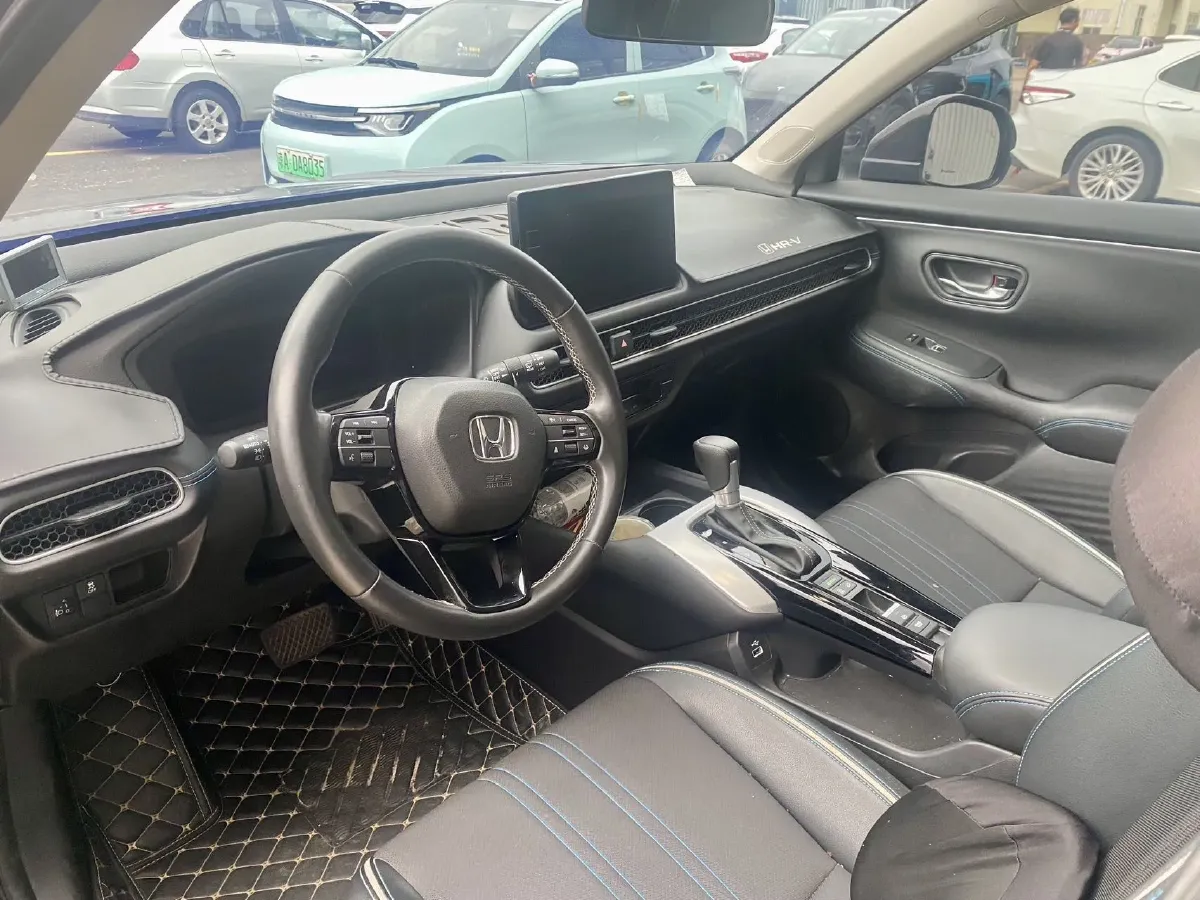 2024 Honda HR-V 1.5T 182HP L4 CVT,autocango,china used car exporter,china ev exporter,chinese used car exporter,chinese used ev exporter