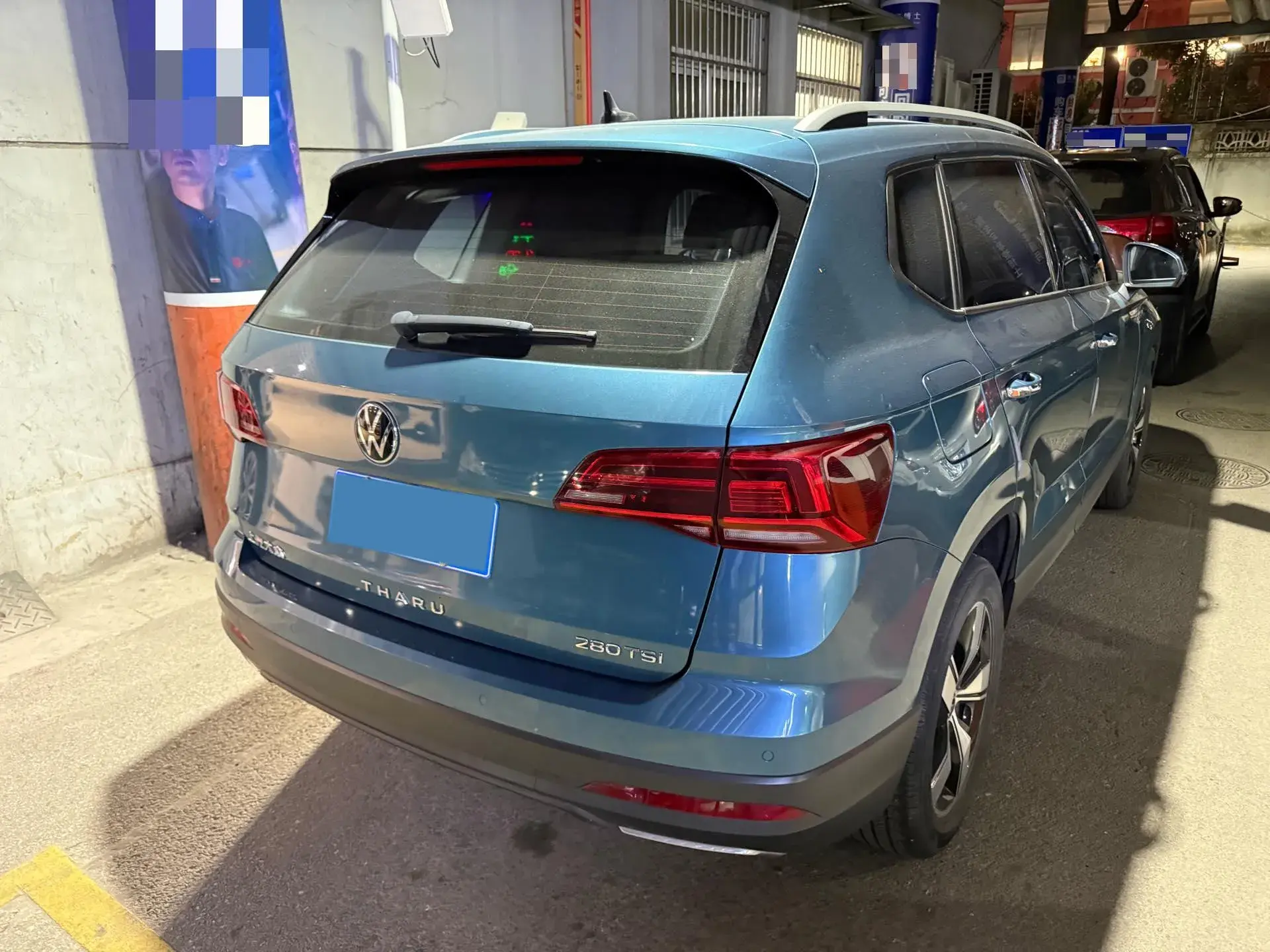 2021 VOLKSWAGEN THARU thumbnail 3