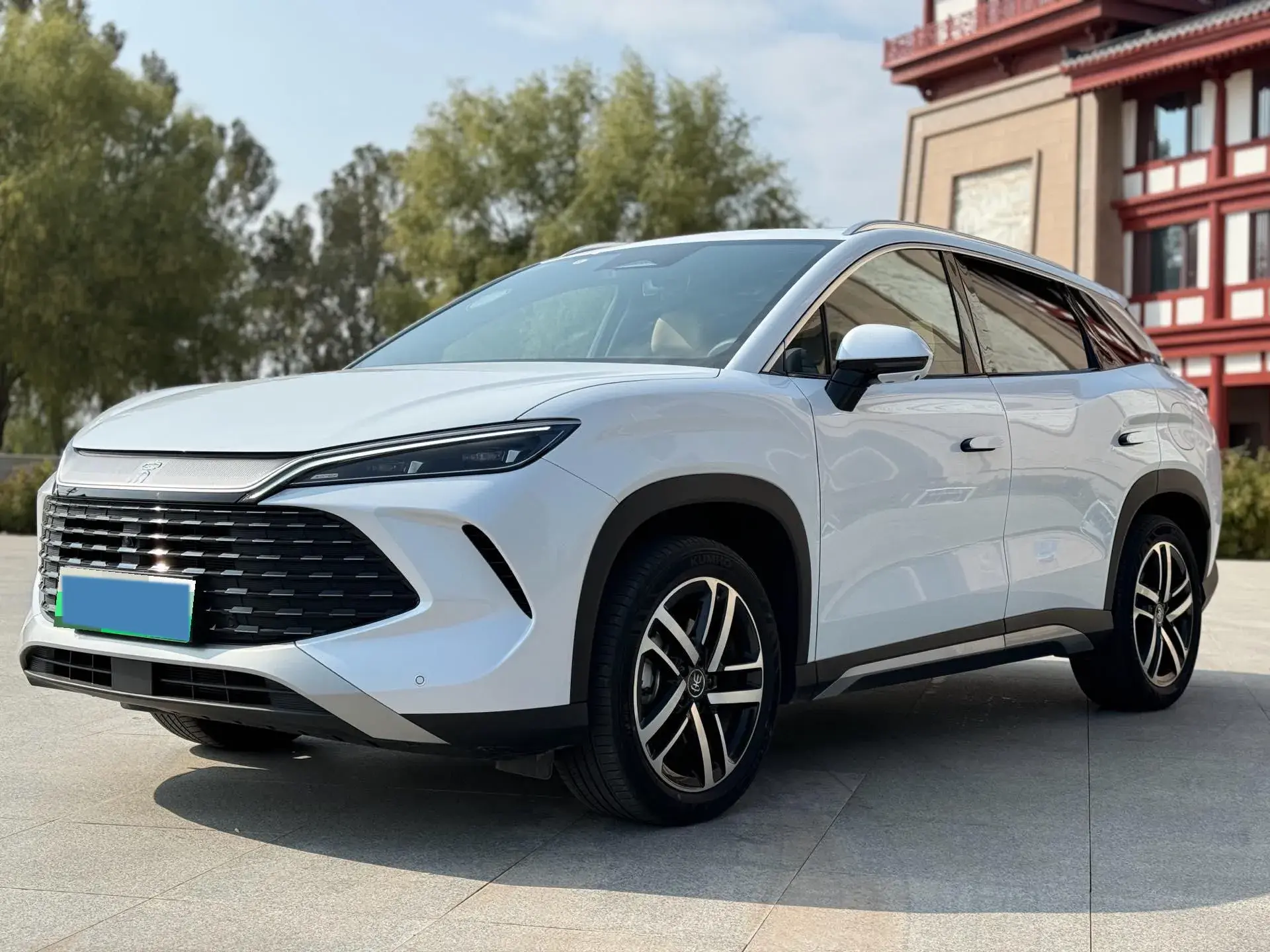 2024 BYD SONGL view 1