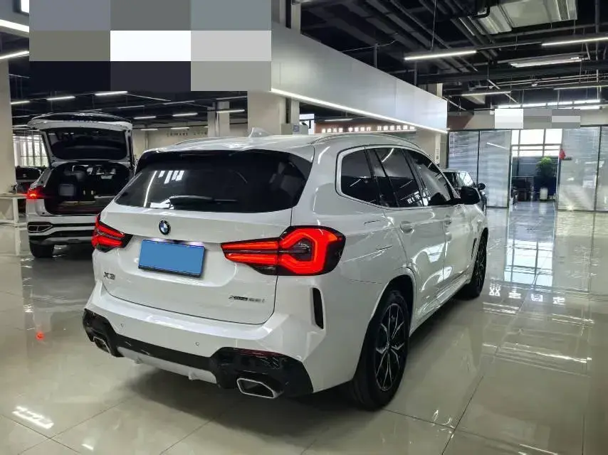 2022 BMW X3 thumbnail 2