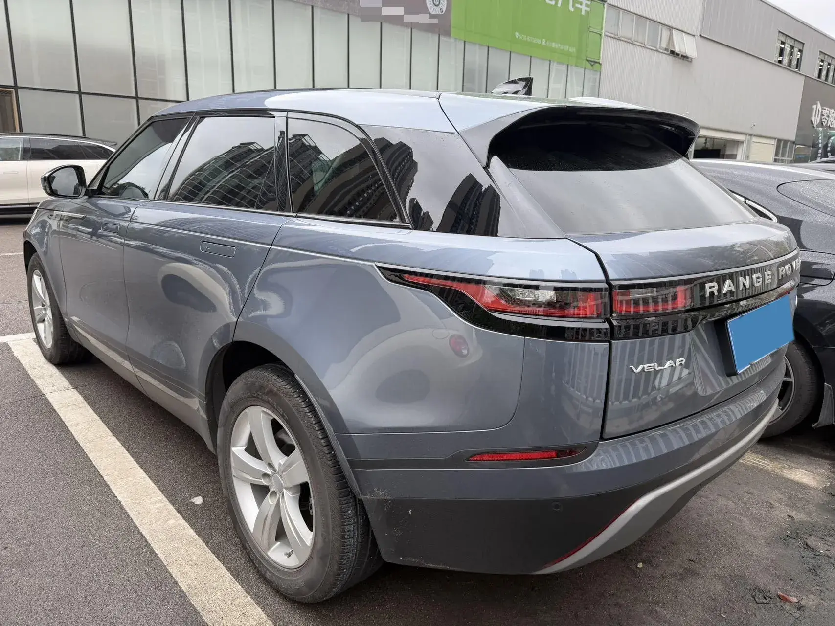 2020 LAND ROVER thumbnail 3