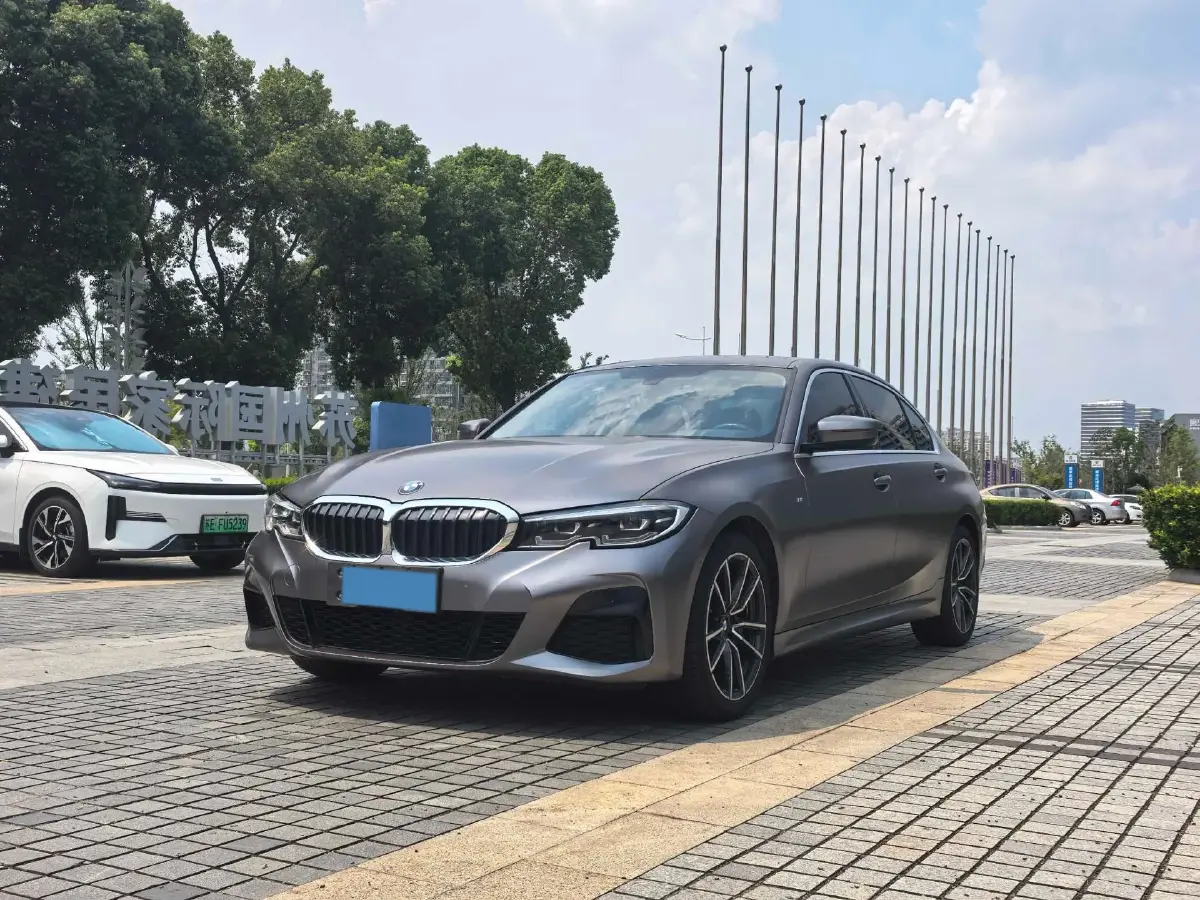 2020 BMW 3 Series 2.0T 156HP L4 8AT