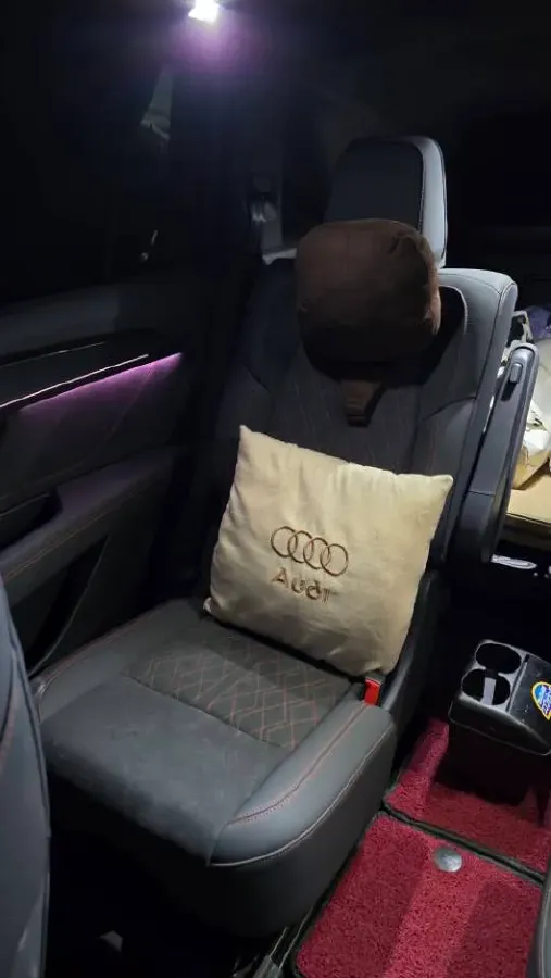 2022 Audi Q5 e-tron BEV 83.4KWH,autocango,china used car exporter,china ev exporter,chinese used car exporter,chinese used ev exporter