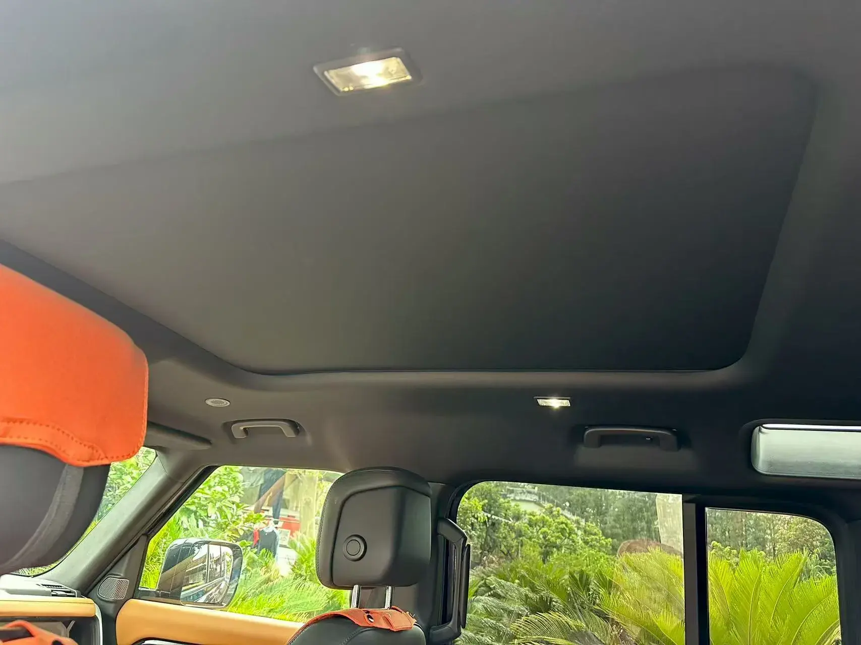 2024 LAND ROVER thumbnail 2