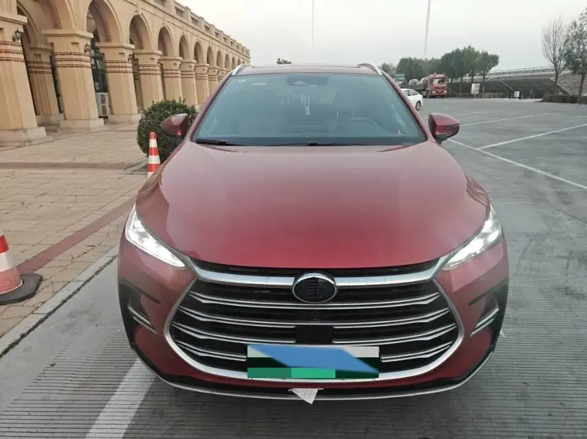 2021 BYD TANG thumbnail 2