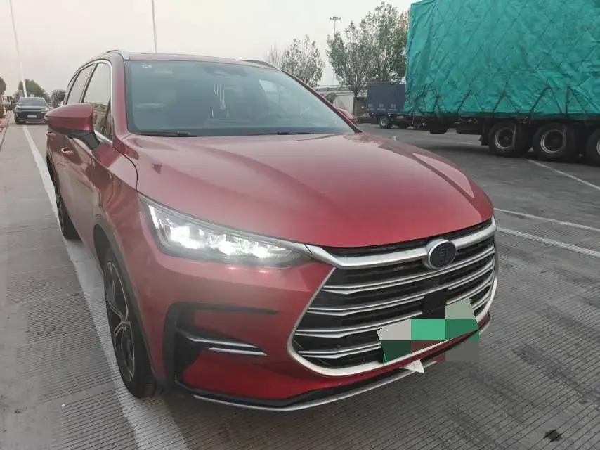 2021 BYD TANG thumbnail 3