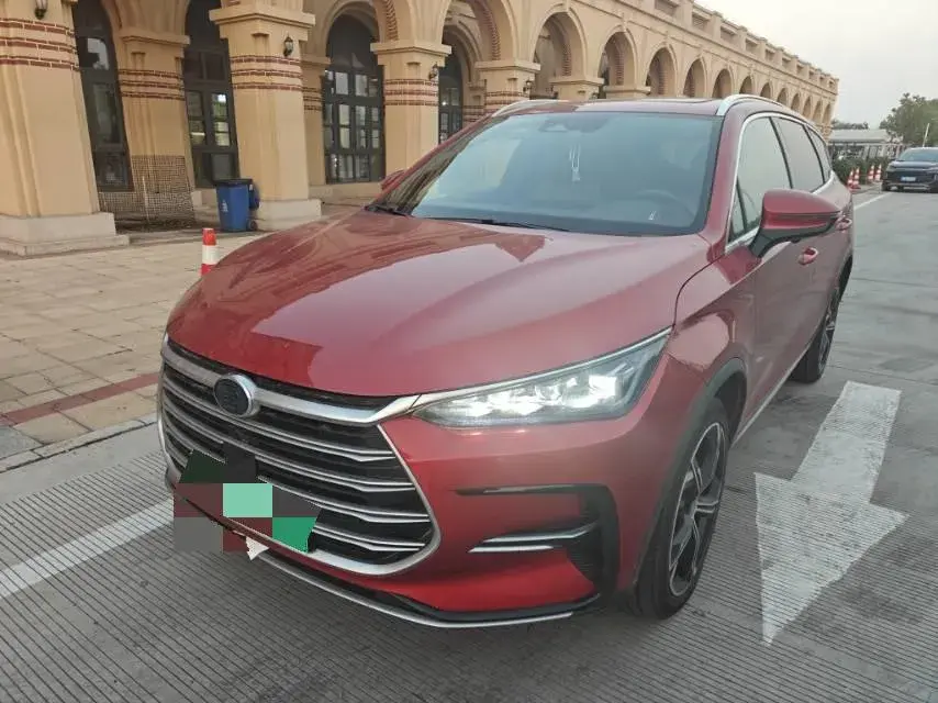 2021 BYD TANG view 1