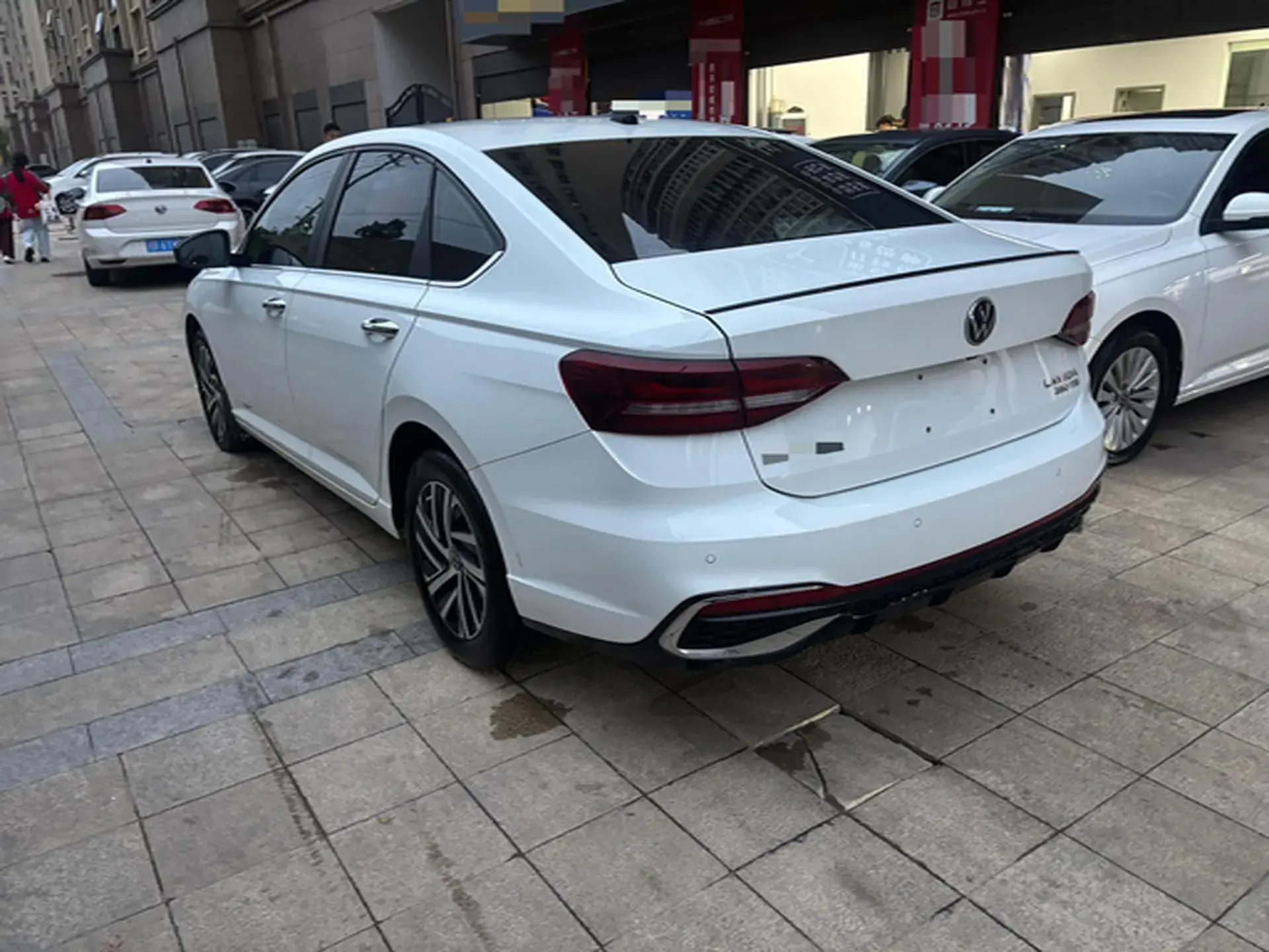 2023 VOLKSWAGEN LAVIDA thumbnail 3