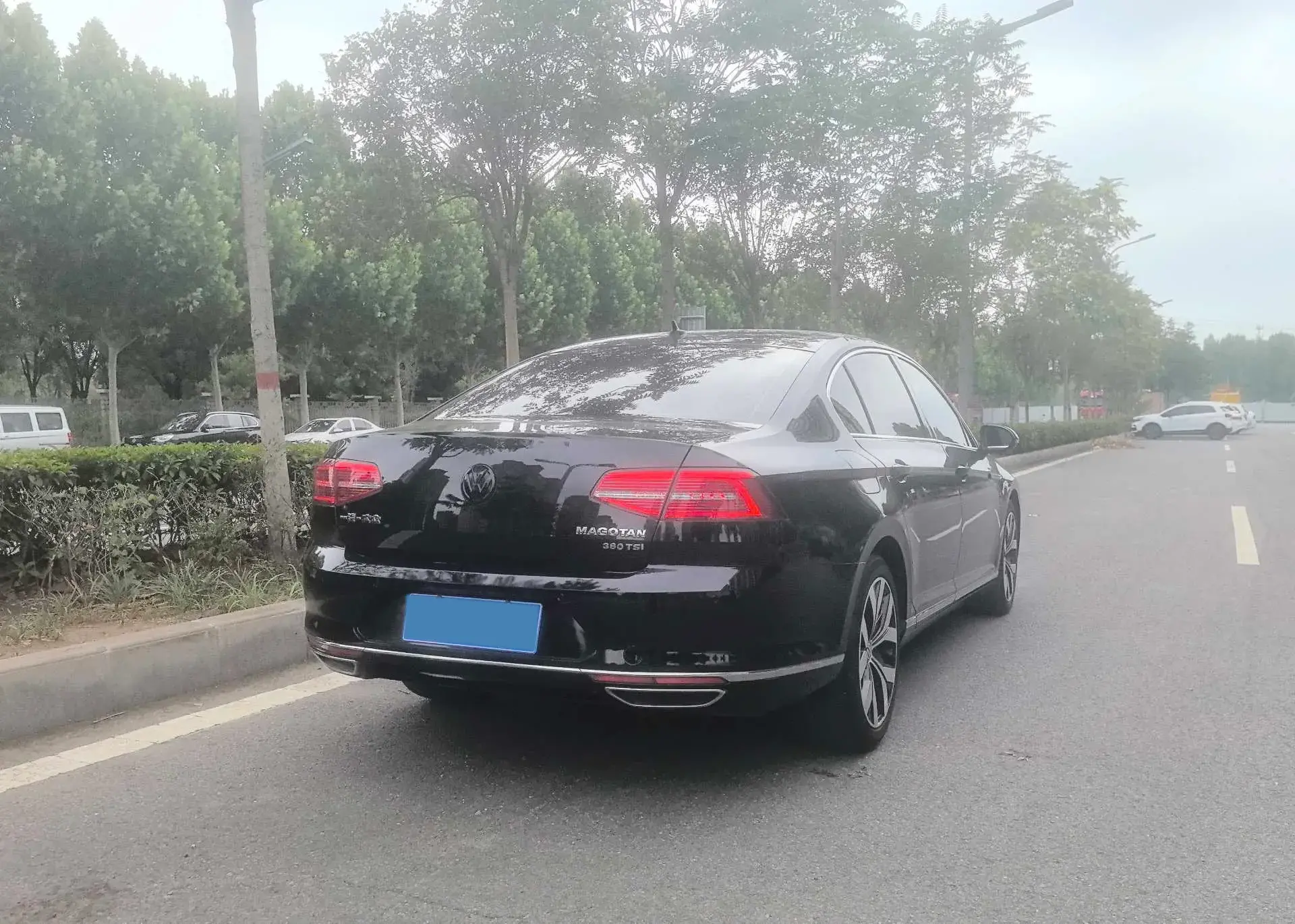 2019 VOLKSWAGEN MAGOTAN thumbnail 4