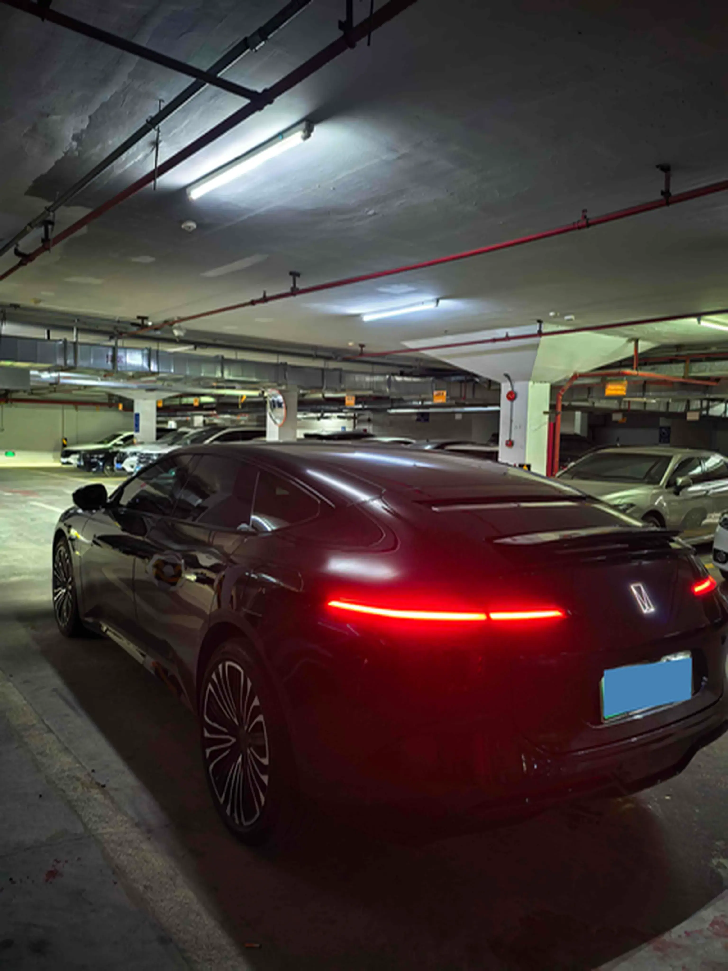 2023 AVATR 12 thumbnail 3