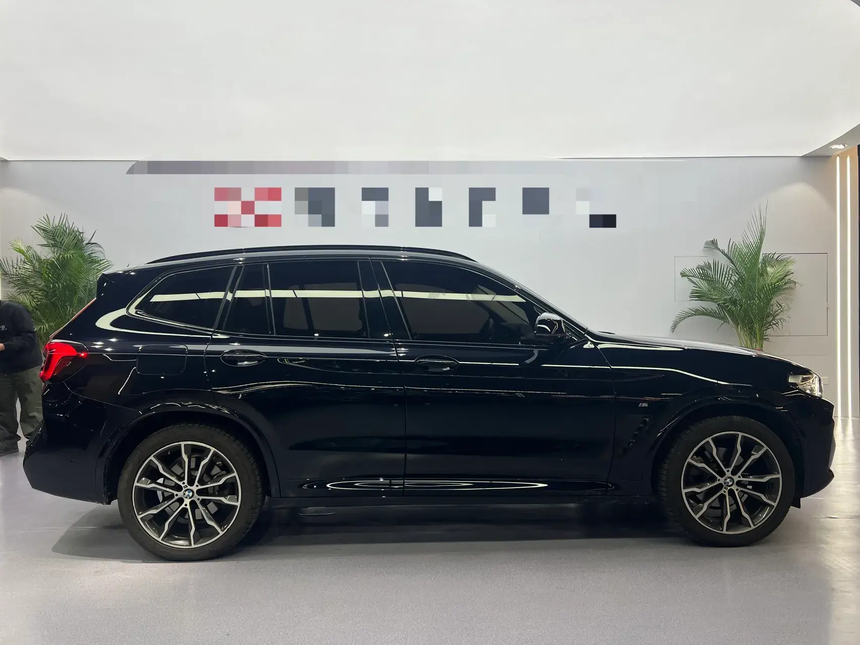 2023 BMW X3 thumbnail 3