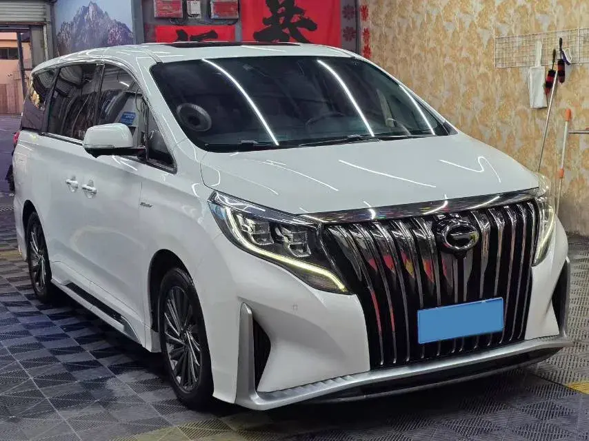 2021 GAC TRUMPCHI thumbnail 3