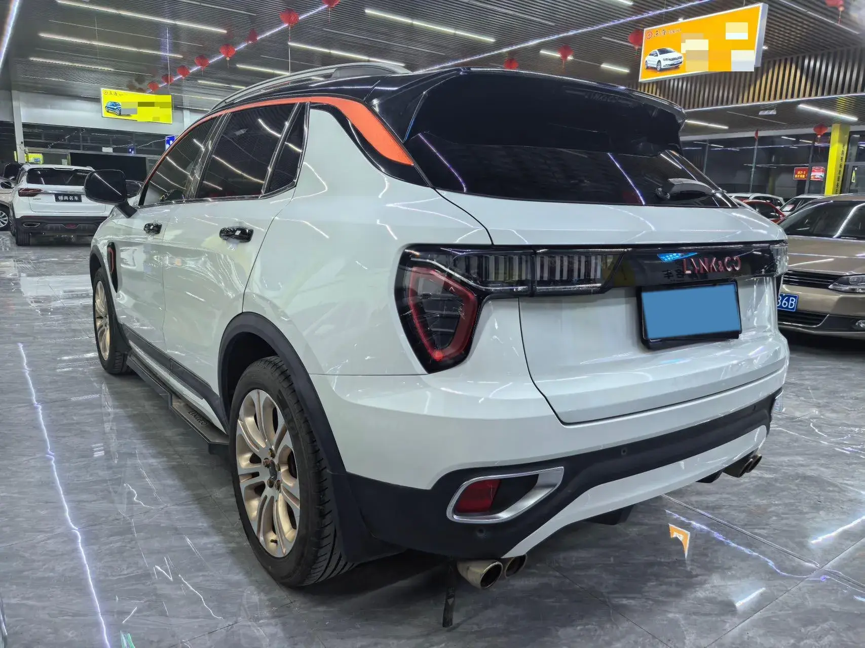 2018 LYNK&CO 01 thumbnail 4