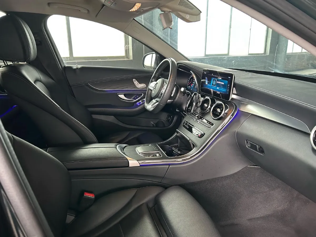 2020 Mercedes-Benz C Class 1.5T 156HP L4 9AT,autocango,china used car exporter,china ev exporter,chinese used car exporter,chinese used ev exporter