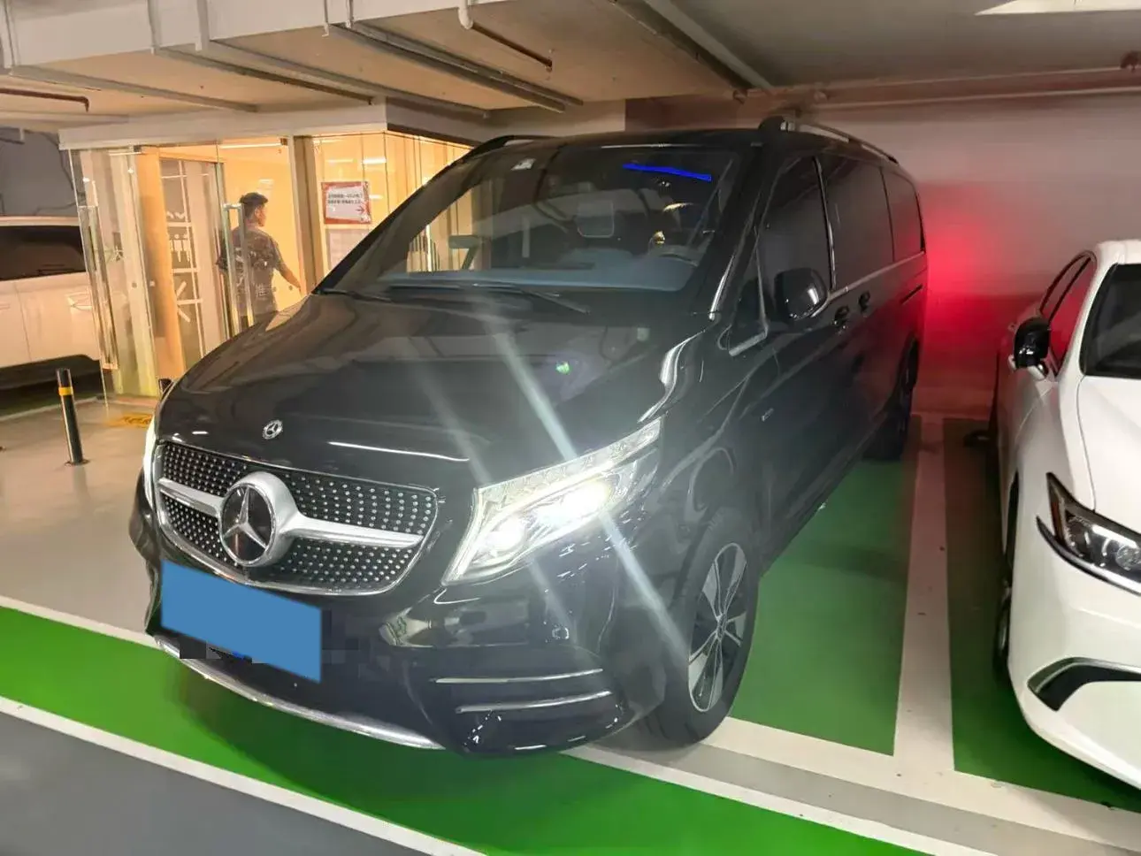 2020 MERCEDES-BENZ V view 1
