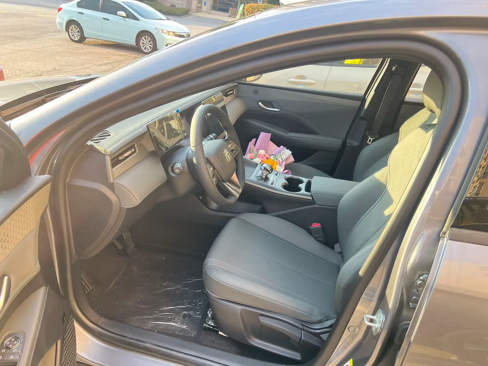 2025 BYD QIN thumbnail 2