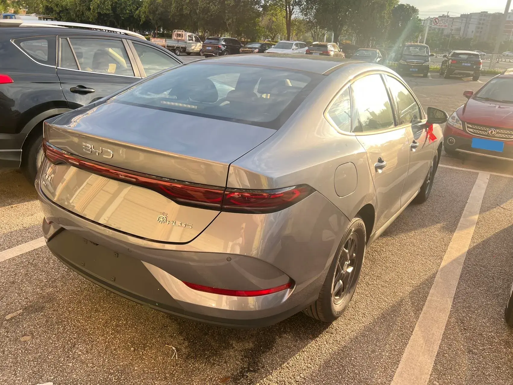 2025 BYD QIN thumbnail 4