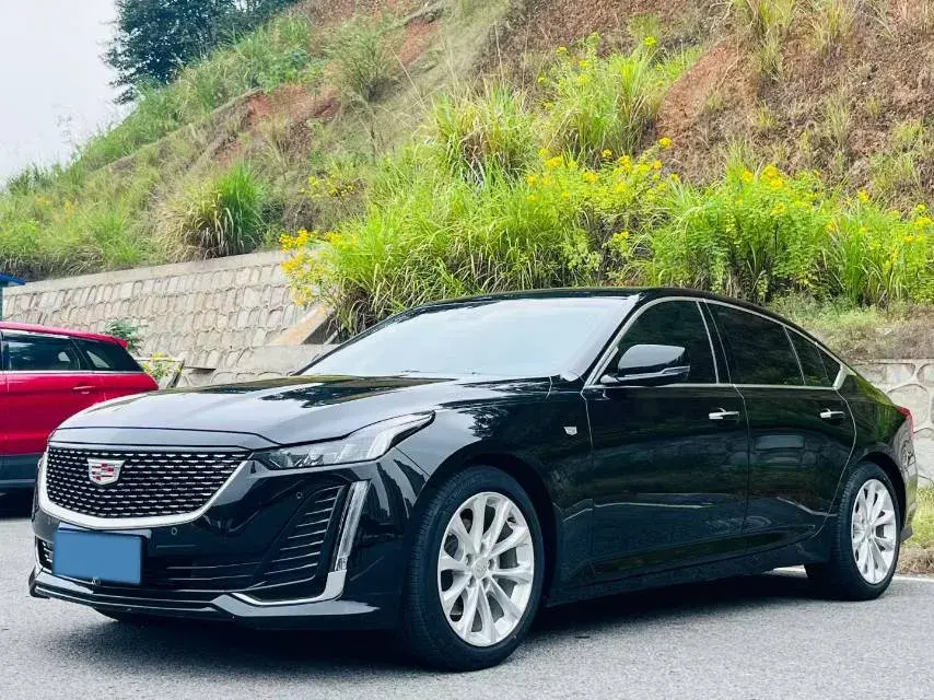 2022 CADILLAC CT5 view 1
