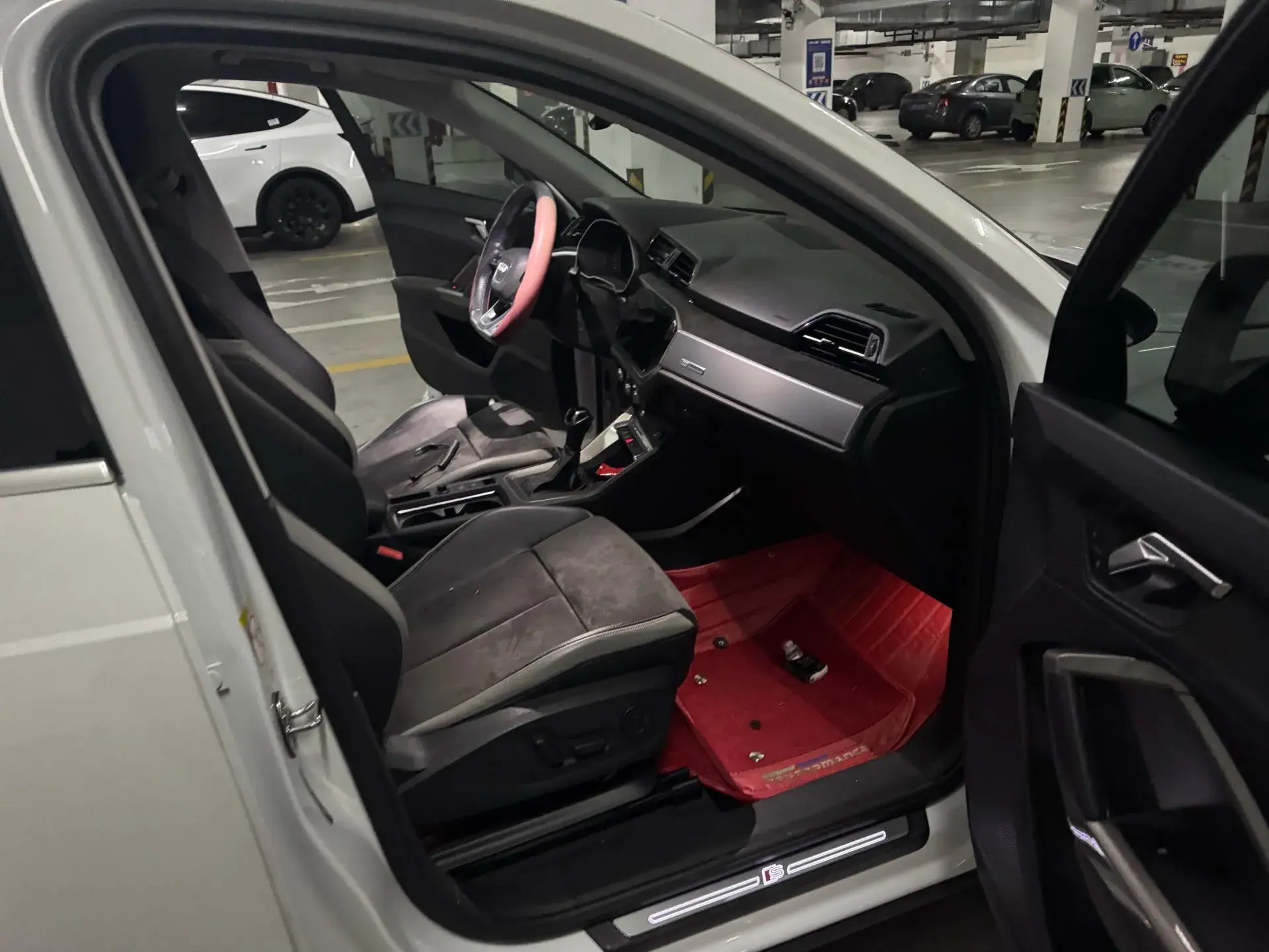 2020 AUDI Q3 thumbnail 4