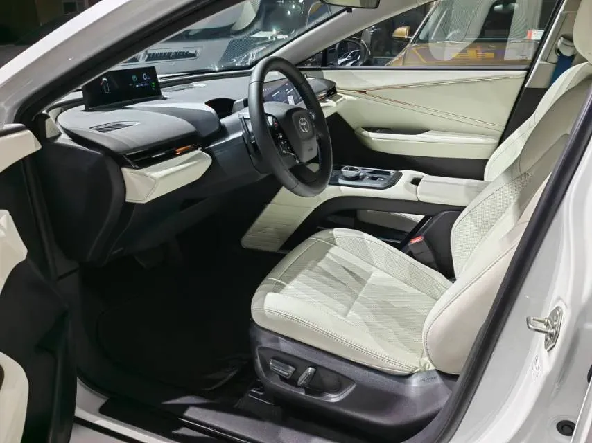 2025 Toyota bZ5 BEV,autocango,china used car exporter,china ev exporter,chinese used car exporter,chinese used ev exporter