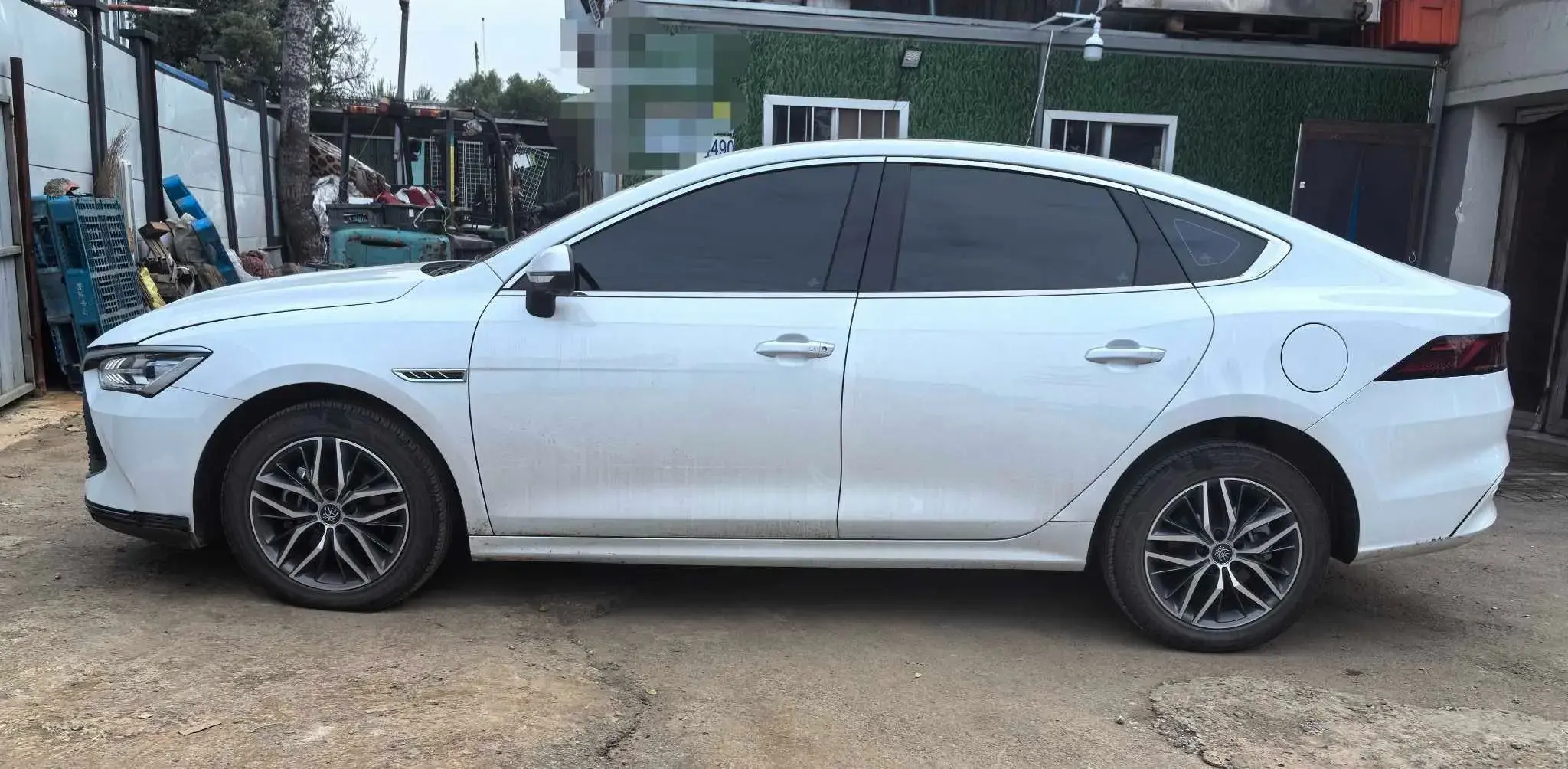 2023 BYD QIN thumbnail 3